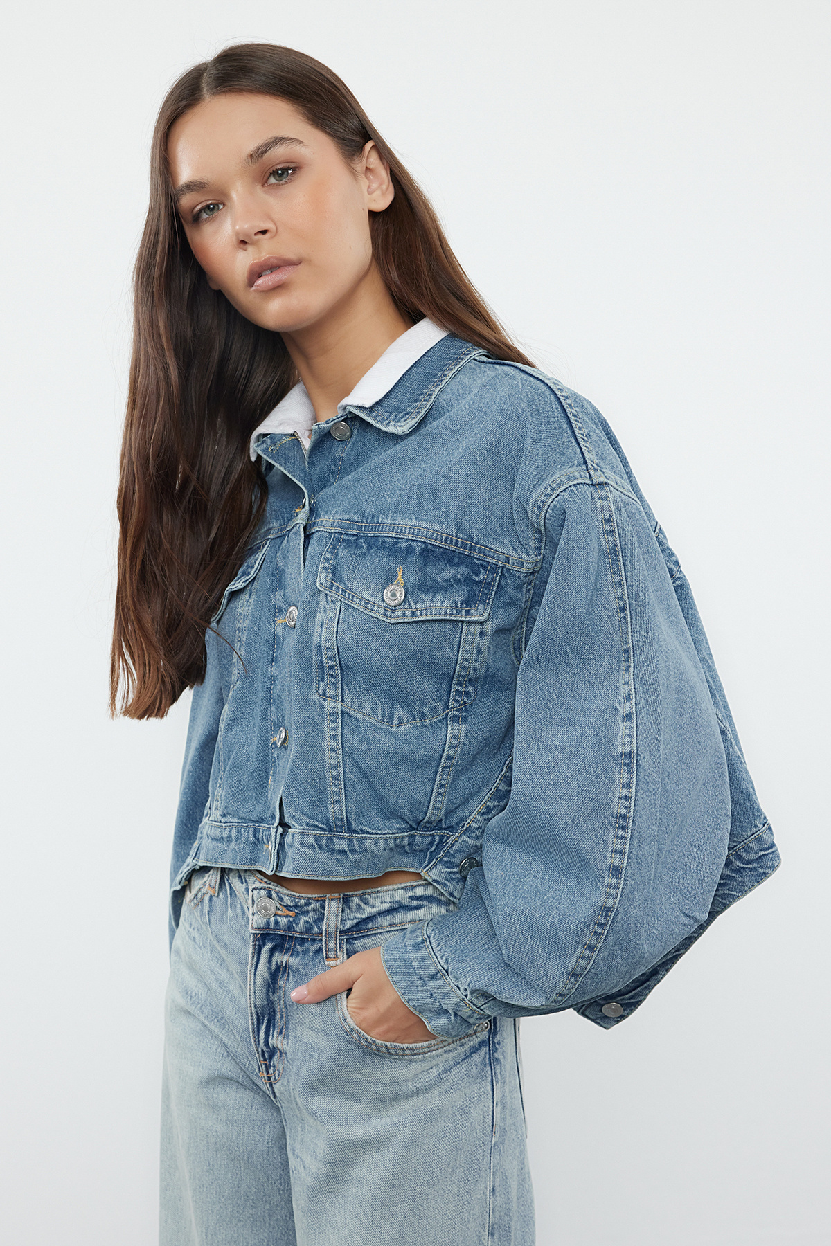 Trendyol Collection-Oversize Μπλε Τζιν μπουφάν - Λεπτομέρεια ραφής, TWOAW25CE00014 1
