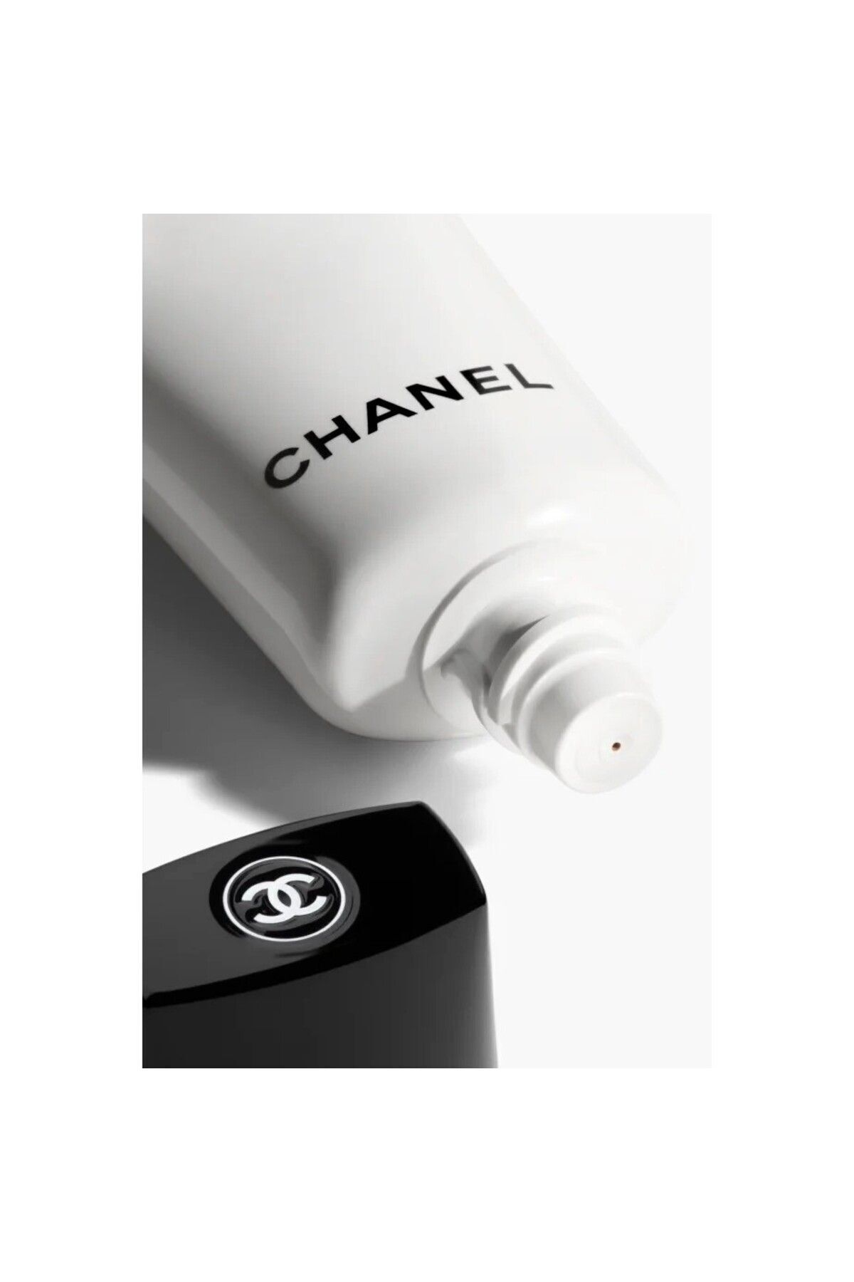 Chanel-Cc Cream - Super Active Complete Correction Spf 50 Cc Cream 30ml 2