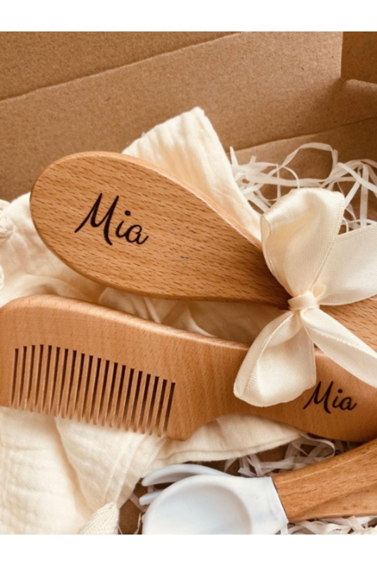 ENCİVA 2'Li Set İSME ÖZEL DOĞAL Anne Bebek Keçı Kılı Tarak ve Saç Fırçası YENİ DOĞAN BEBEK BAKIM HEDİYELİK fotoğrafı 3 (önizleme)