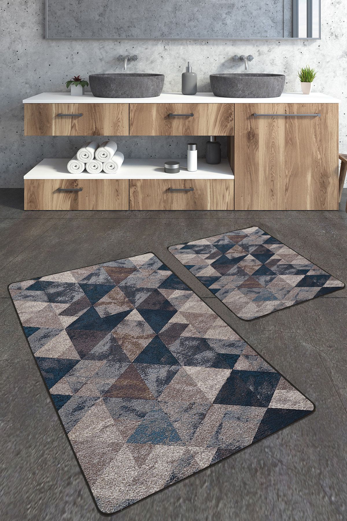2-Piece Large Bath Mat Set with Antique Triangle Pattern