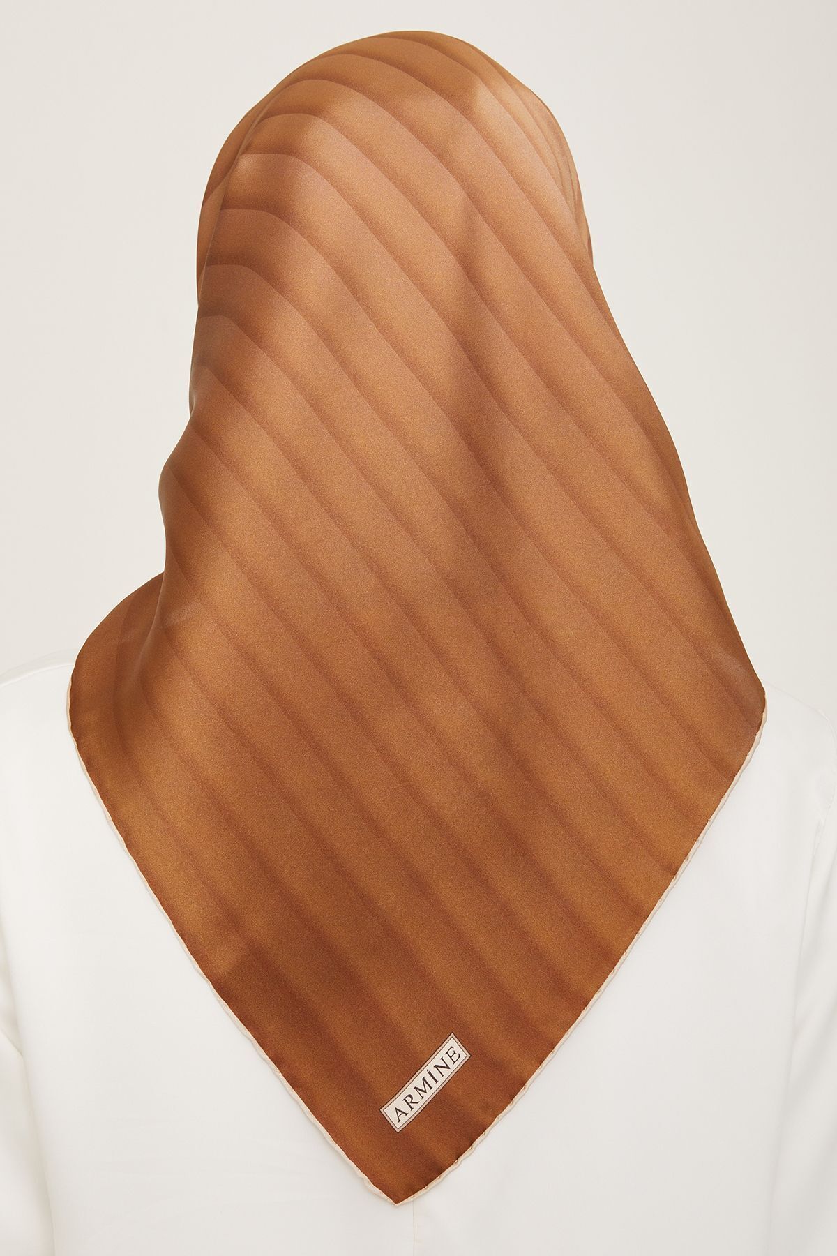 روسری زنانه آرمینه | TYCIRPSGBN170903479897491 Armine - Image 4