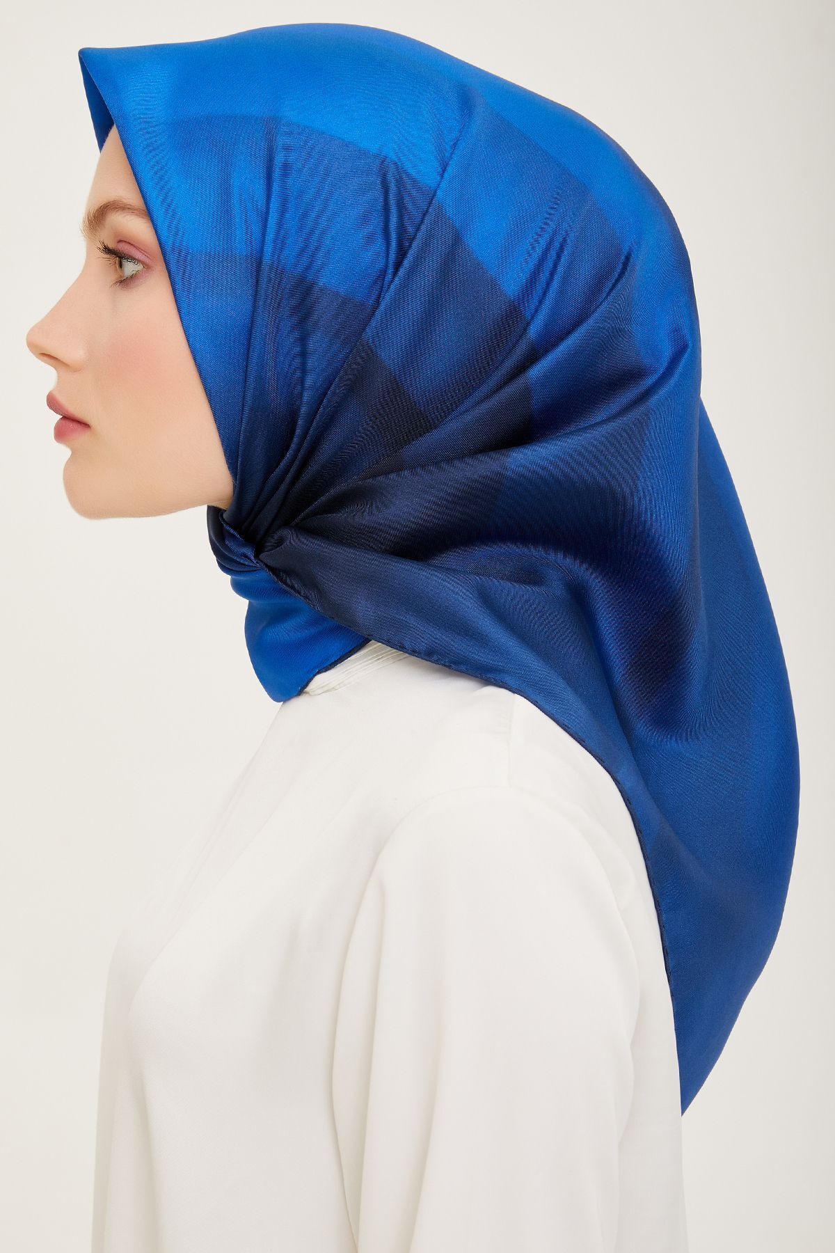 روسری زنانه بللی | E24YA2312001 Belli - Image 2