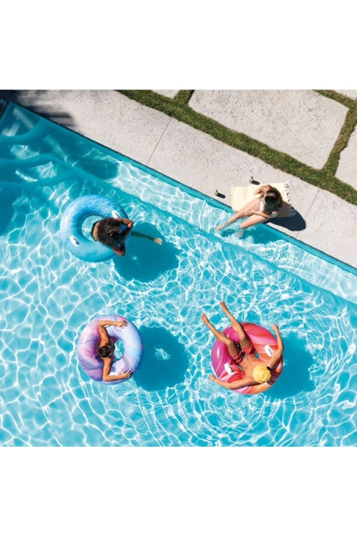 Intex-Colorful Inflatable Sea Ring - 114 cm, Handle and Wave Pattern Bagel 3