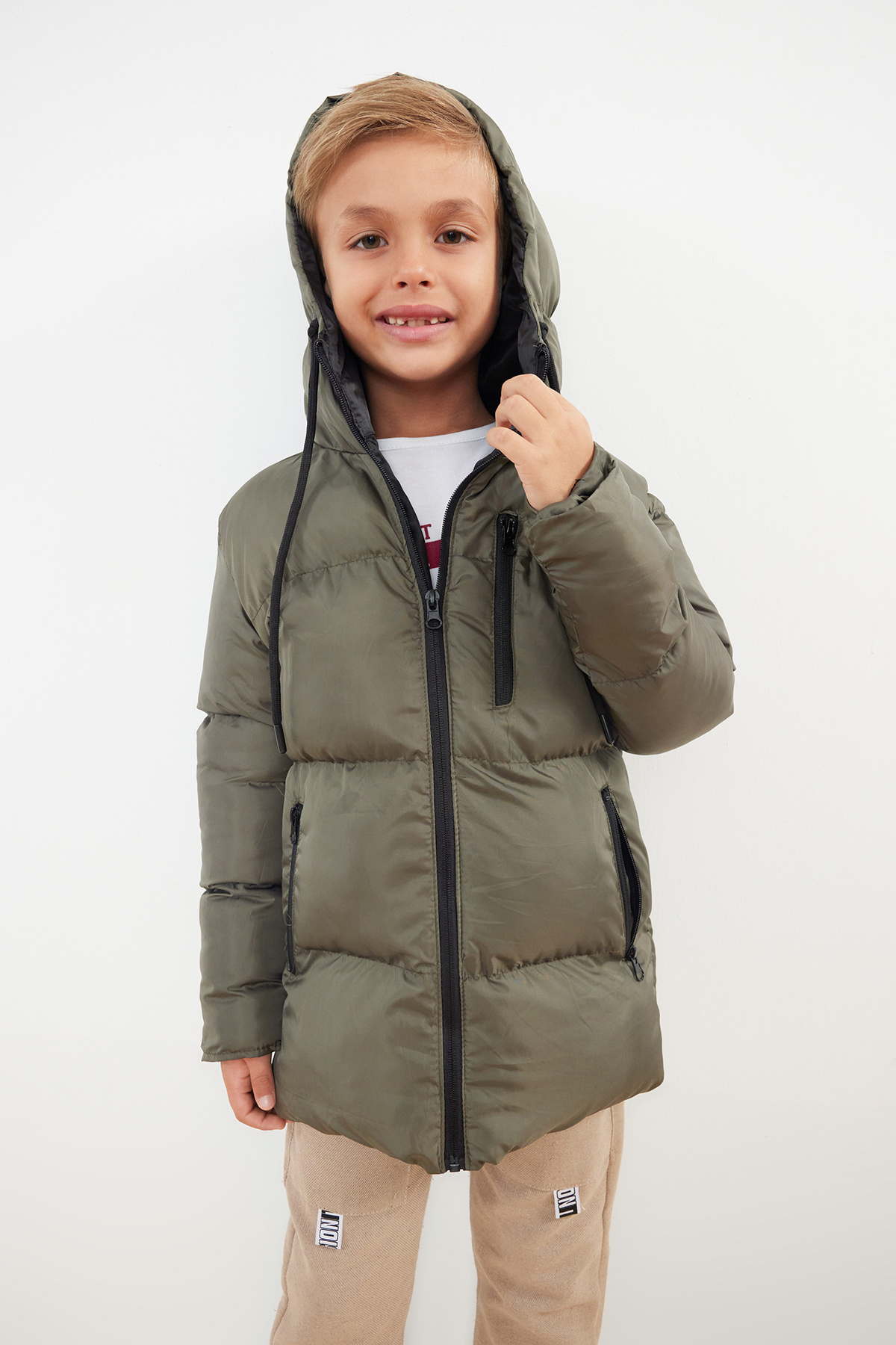 Trendyolmilla Kids Haki Erkek Çocuk Kapüşonlu Cepli Mont TKDAW25MO00004