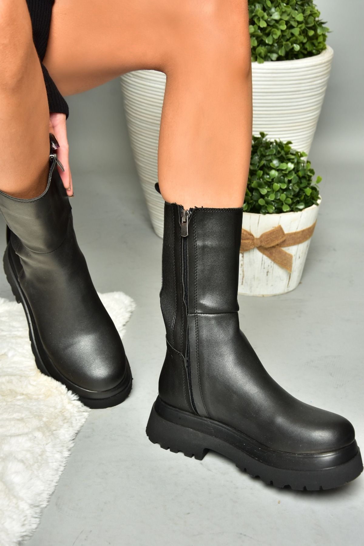Fox Shoes-R267043109 Czarne buty damskie z grubą podeszwą i rozciągliwą podeszwą 5
