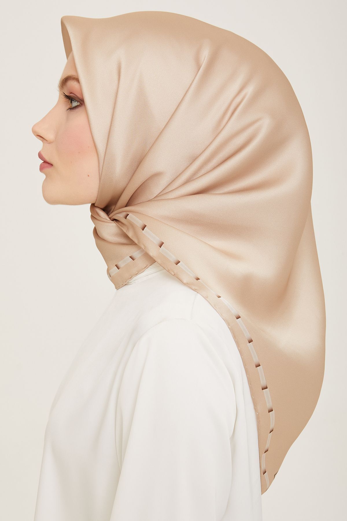 روسری زنانه آرمینه | E24YA9165D02 Armine - Image 2