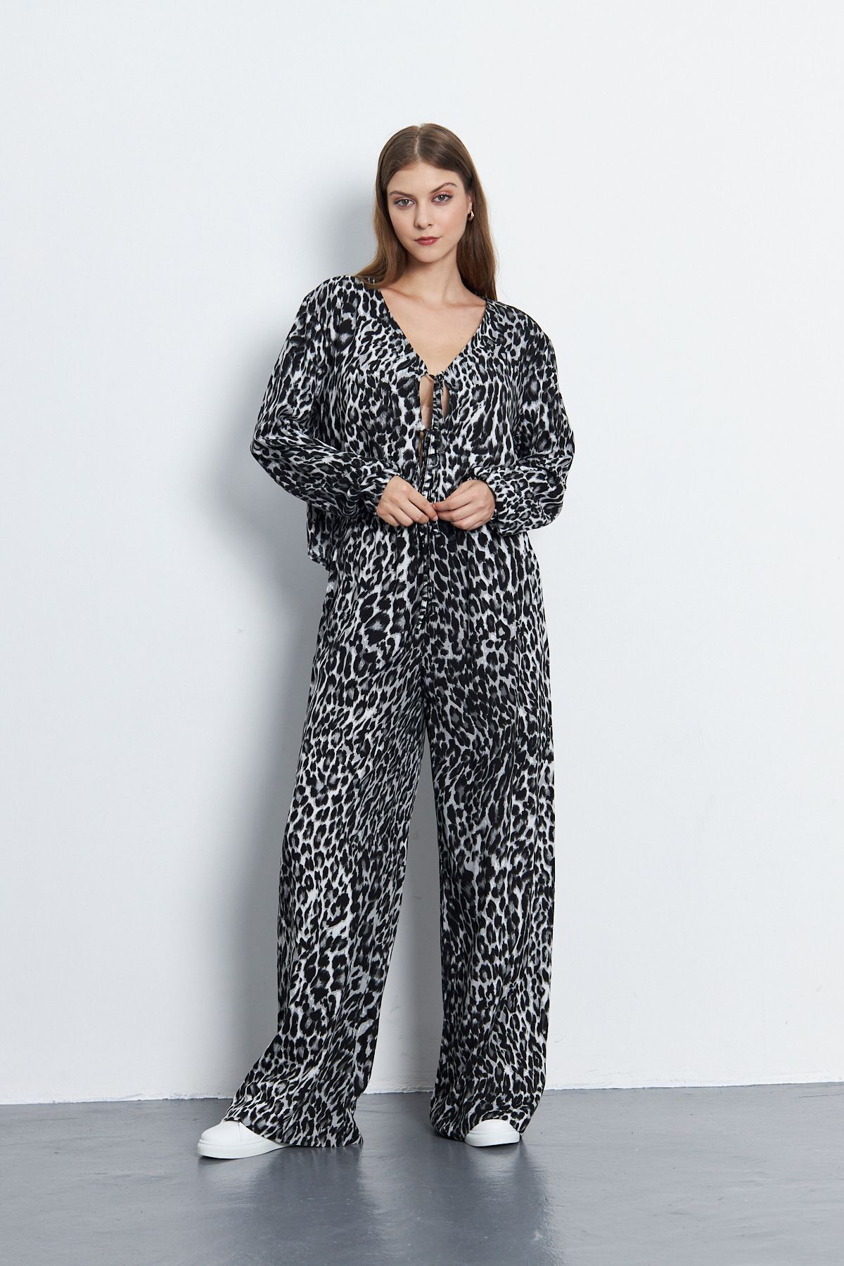 My Peak-Leopard Patterned Pants and Blouse Set 5