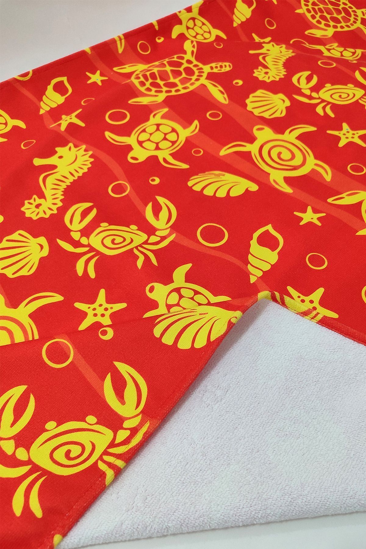 VEVİEN HOME-Underwater Pattern Digital Printed 75x150 Cm Beach Towel RED 4