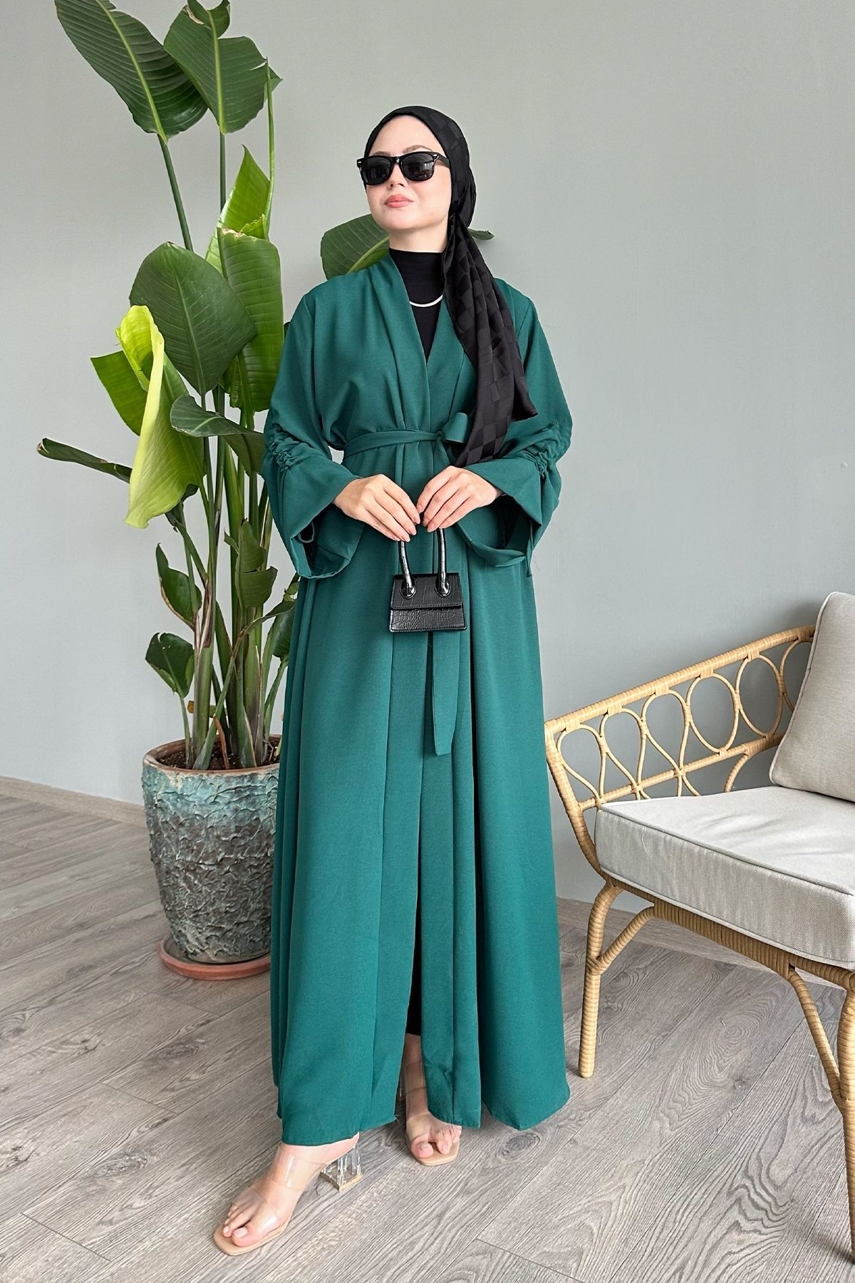 InStyle-Emerald Green String Sleeve Abaya - Drawstring Design 5