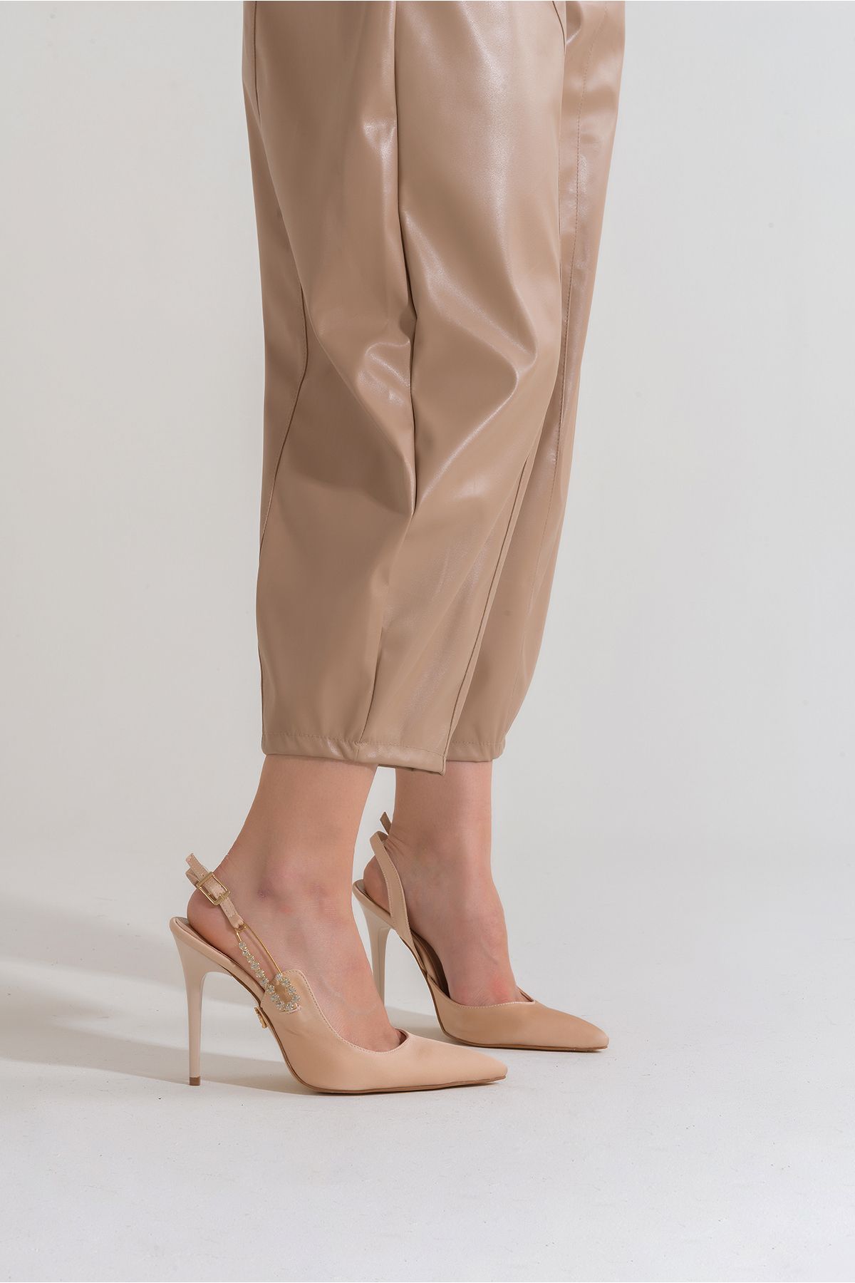AYAKKABI PRENSİ Stiletto Detaliat Accesoriu - 39