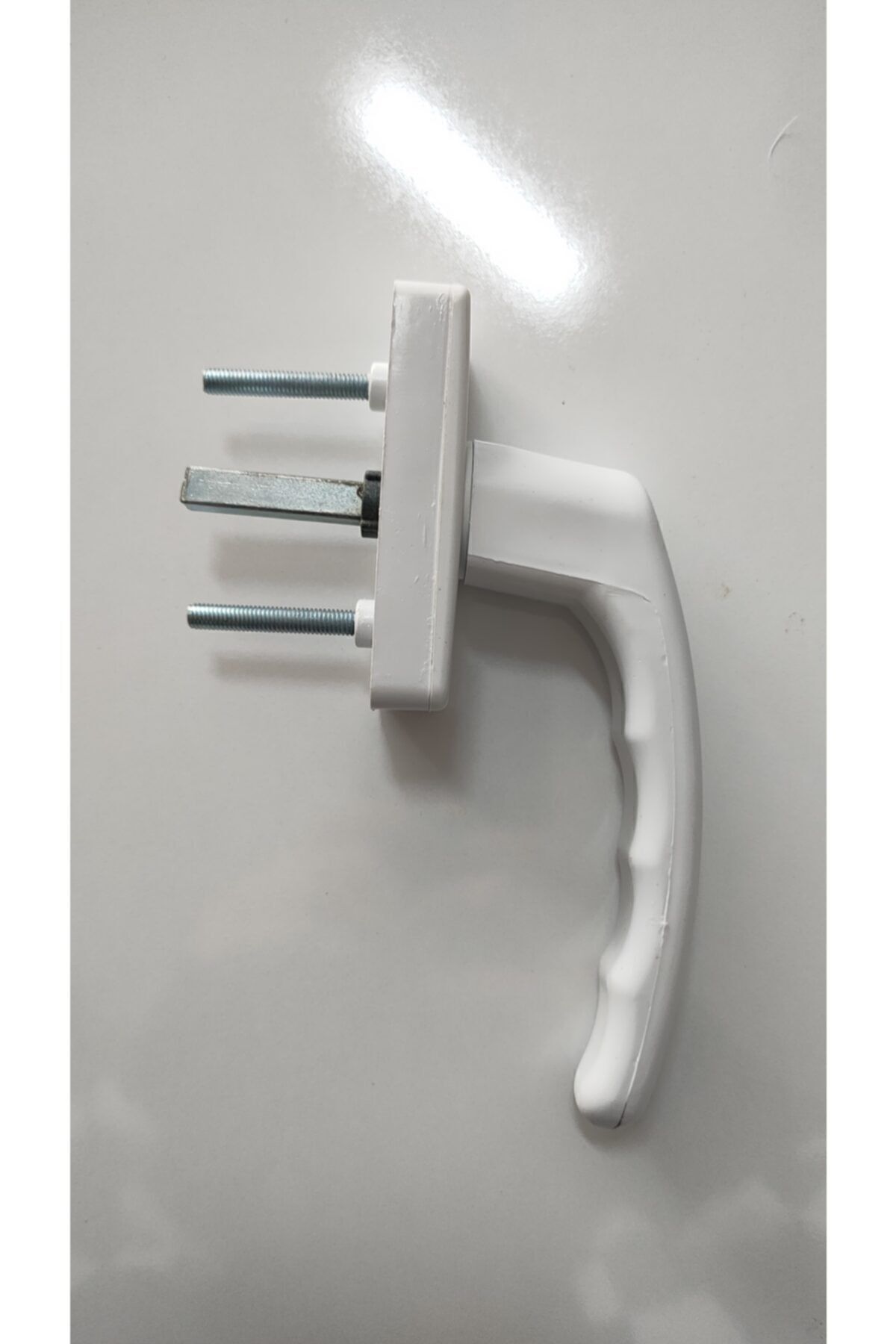 pimapen-Window Handle Detail 1