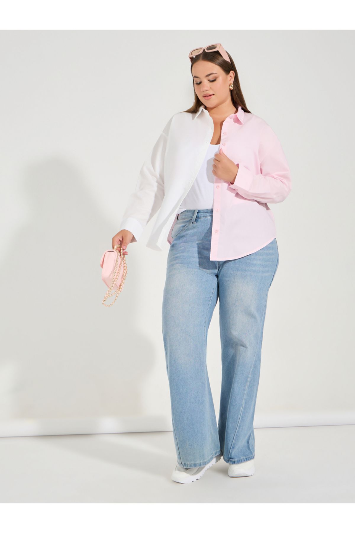 Styli-Plus Size Color Block Oversized Button Down Shirt 2