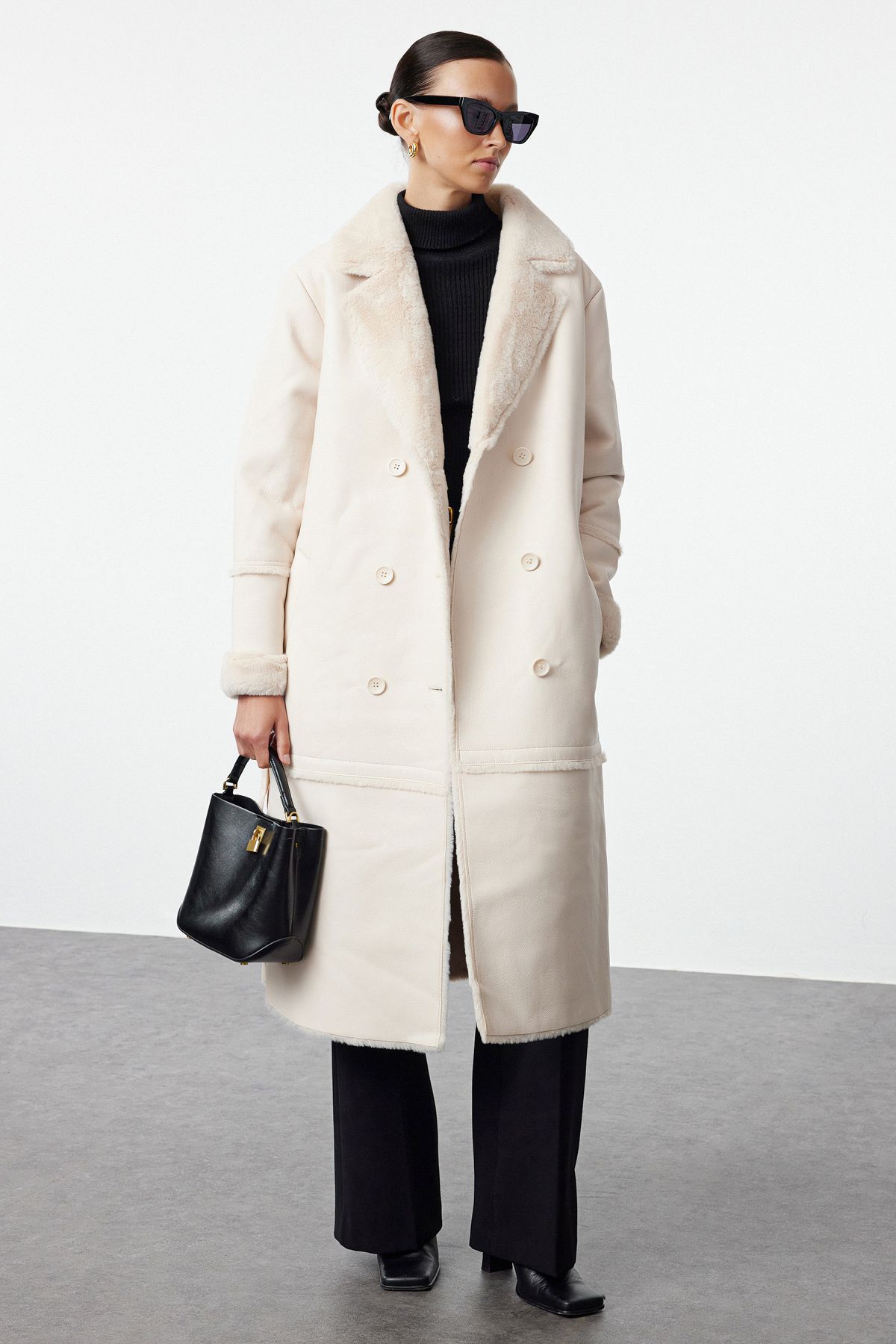 complete the look image