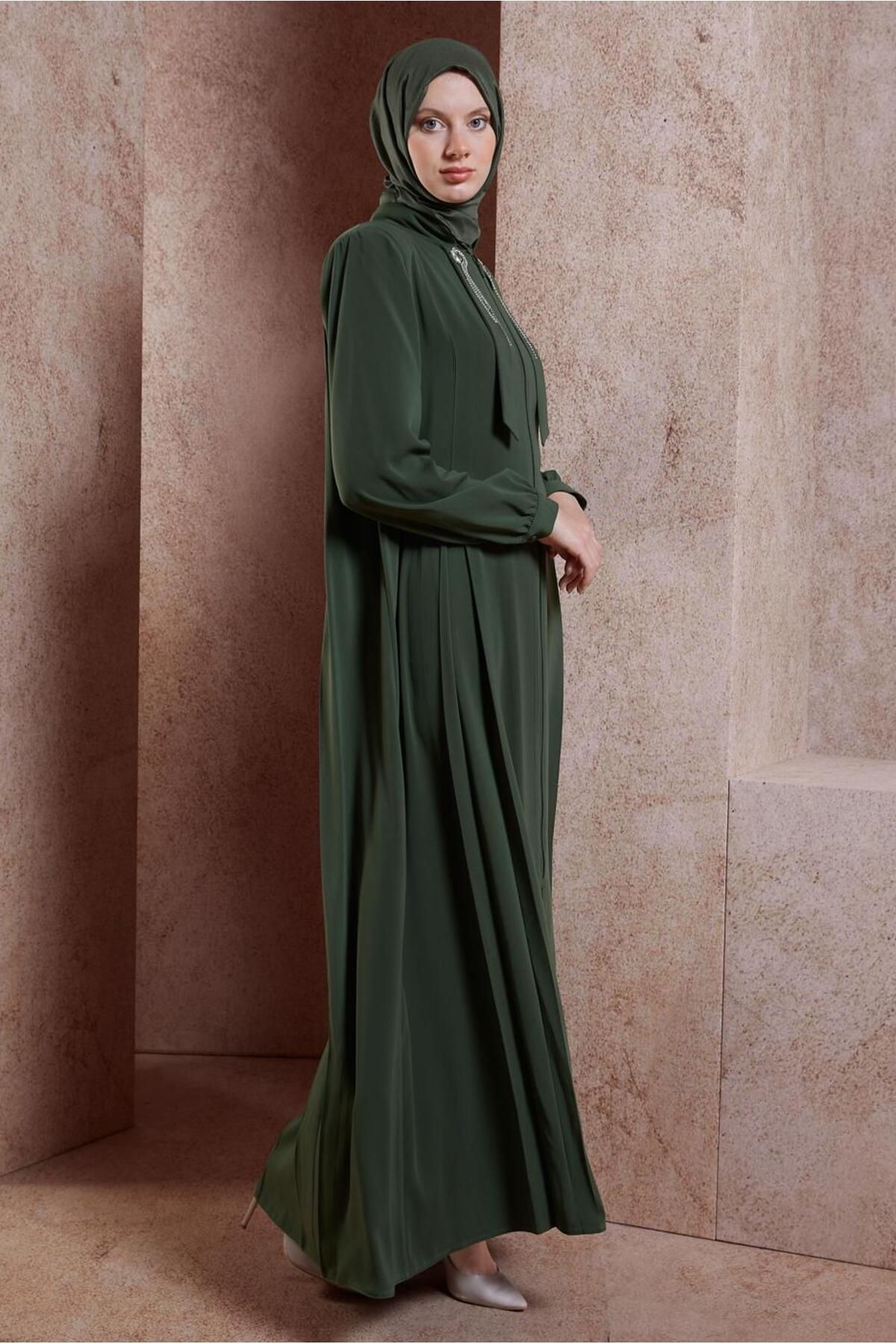 Alvina سنگ با جزئیات ABAYA 80106