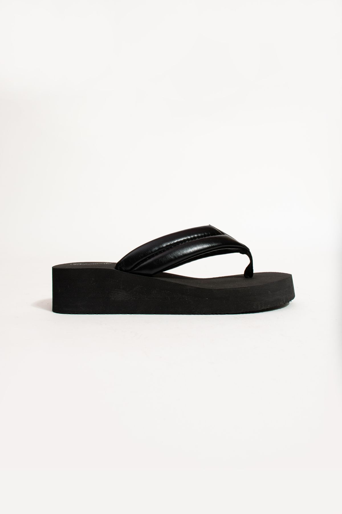 Nora Platform Topuk (4,5 CM) Kadın Siyah Platform Parmak Arası Plaj Terlik Flip Flops