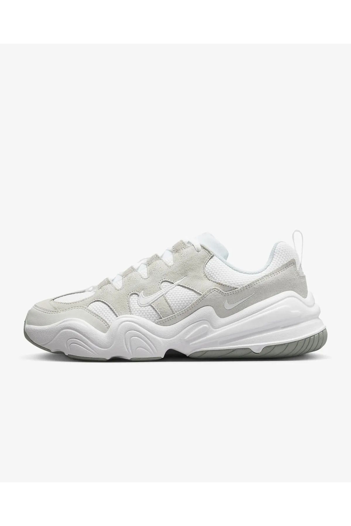 Nike-Tech Hera Unisex Walking Shoes - Sportie 4