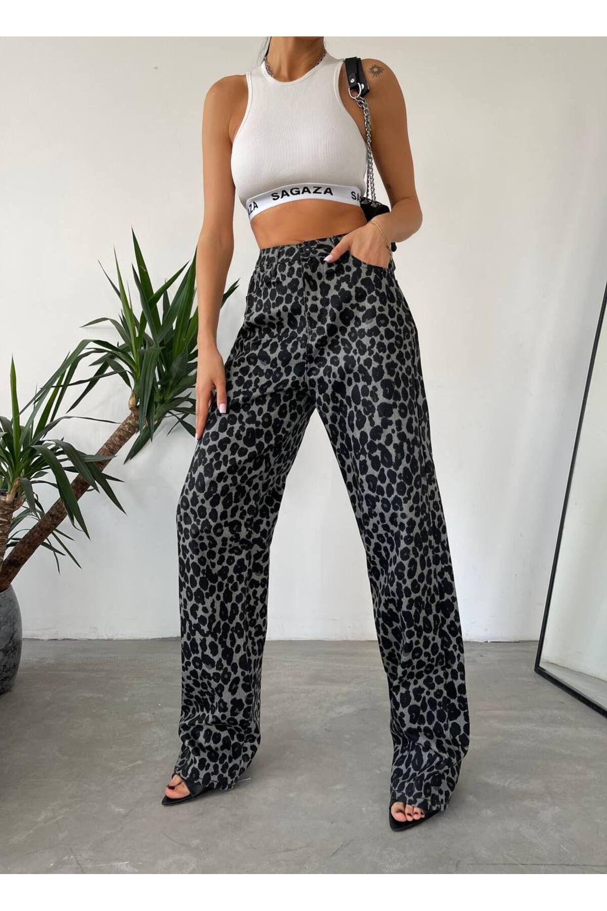 Bak'ap-Leopard Patterned Plaszo Jean Trousers 6