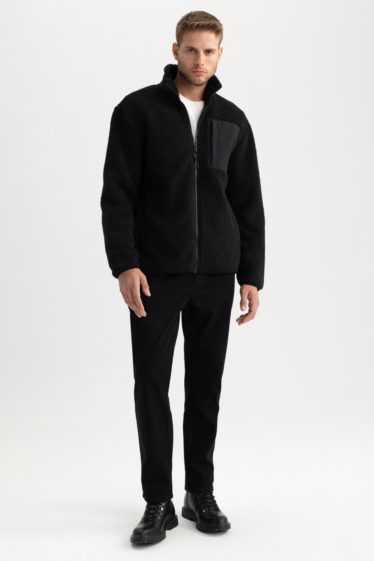 complete the look image