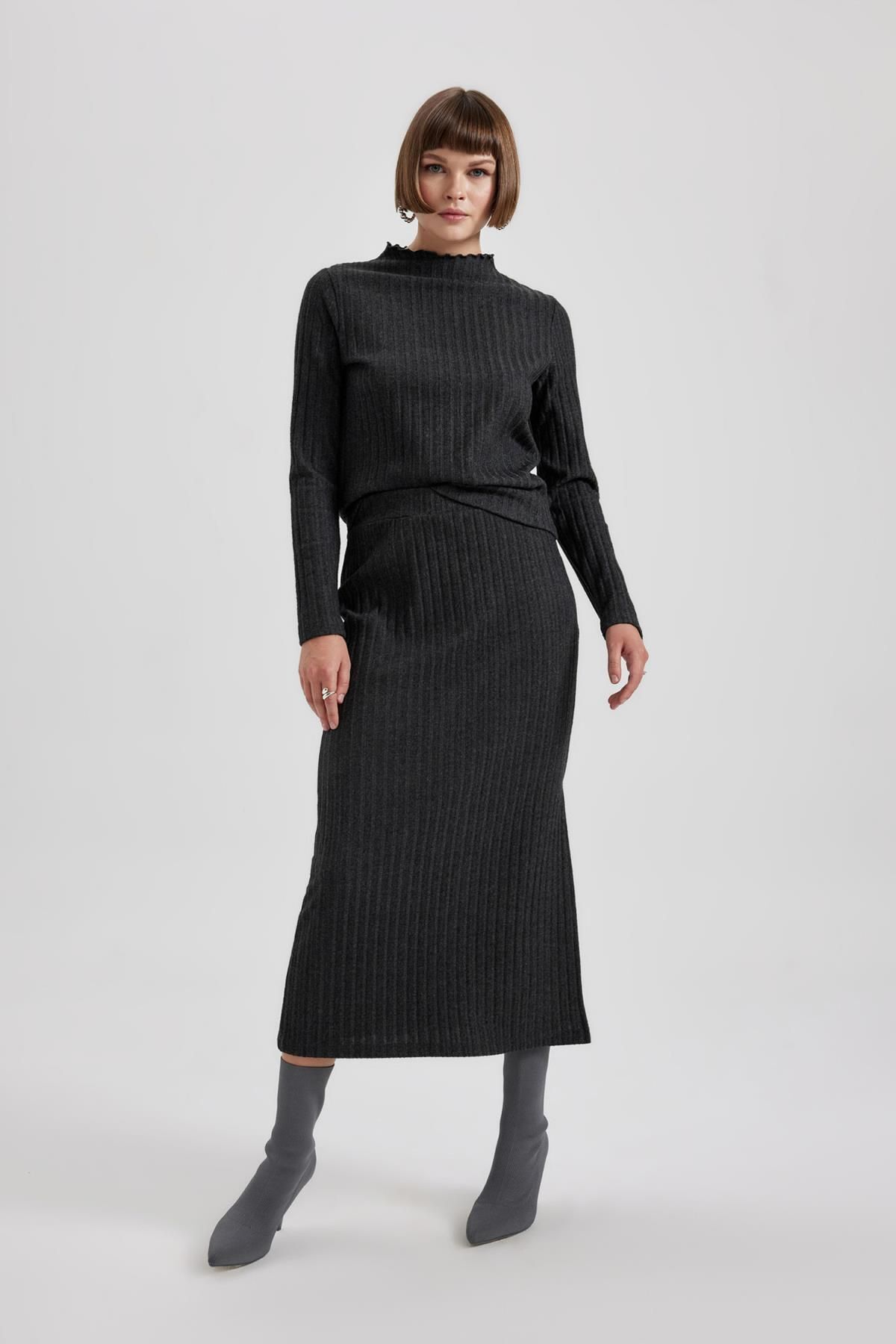 DeFacto-Slim Fit Tričko Slim Fit Poloviční rolák Žebrovaná košilka s dlouhým rukávem B4778Ax23Wn 3