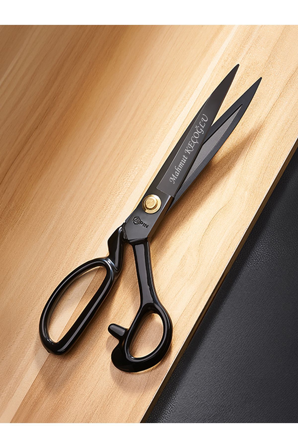 Pin 1104BY 10'' Numara Kişiye Özel Somunlu Kumaş Kesim Makası