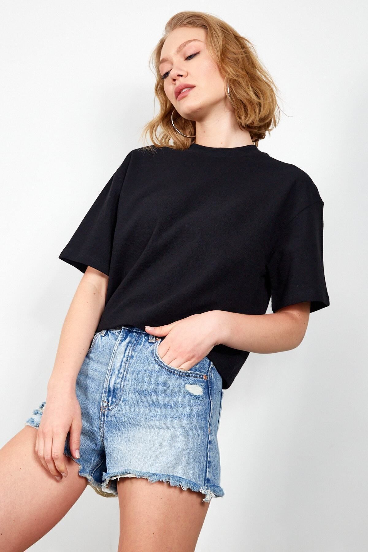 Toptan | Siyah Oversize Crop Kadın T-shirt| Mk22w266411