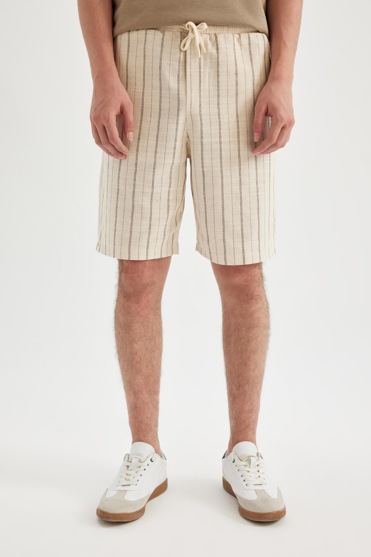 DeFacto-Regular Fit Flexible Banded Leg Linen Look Bermuda Shorts 4