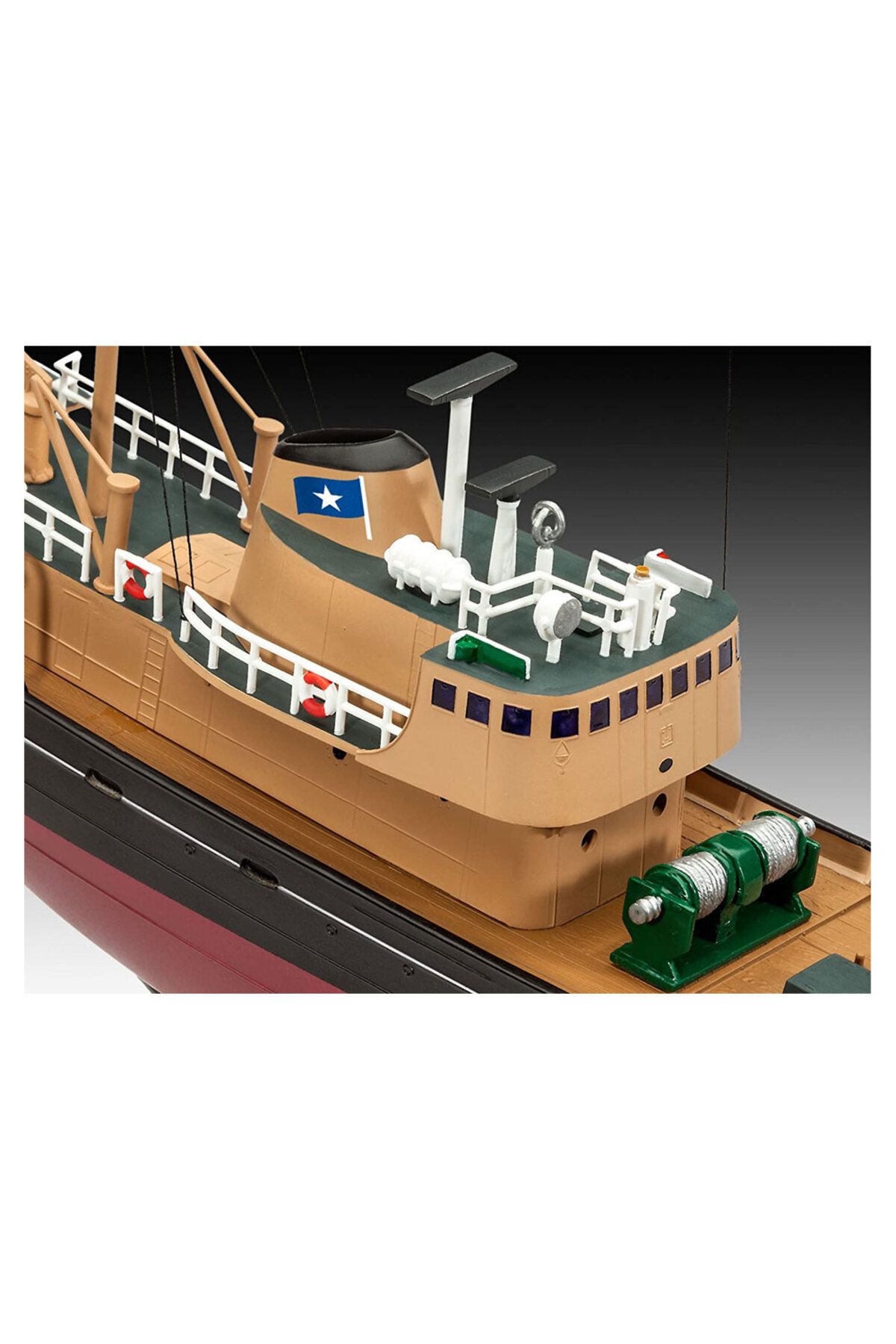 REVELL-North Sea Trawler-5204 Winter Blue Slide Fishing Boat 4