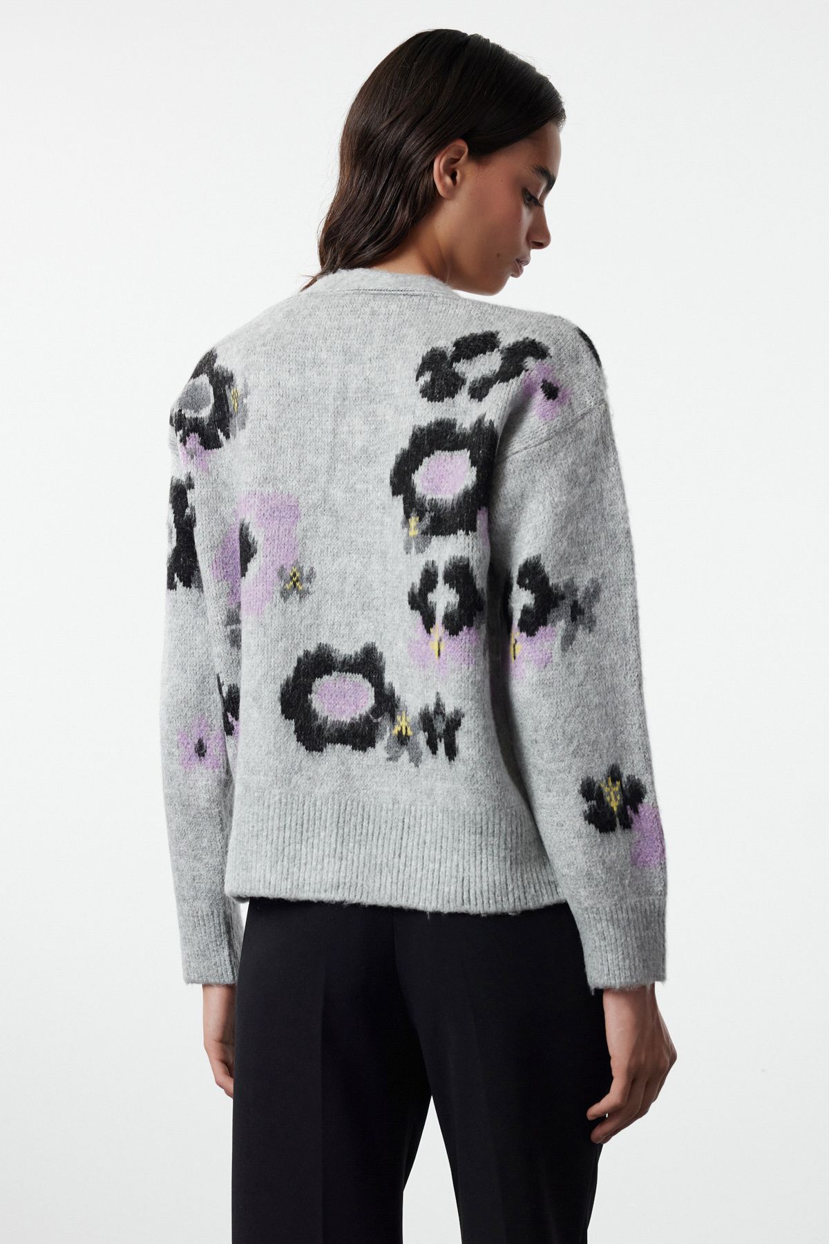 Trendyol Collection-Gray Floral Patterned Soft Knitwear Cardigan - TWOAW25HI00284 5