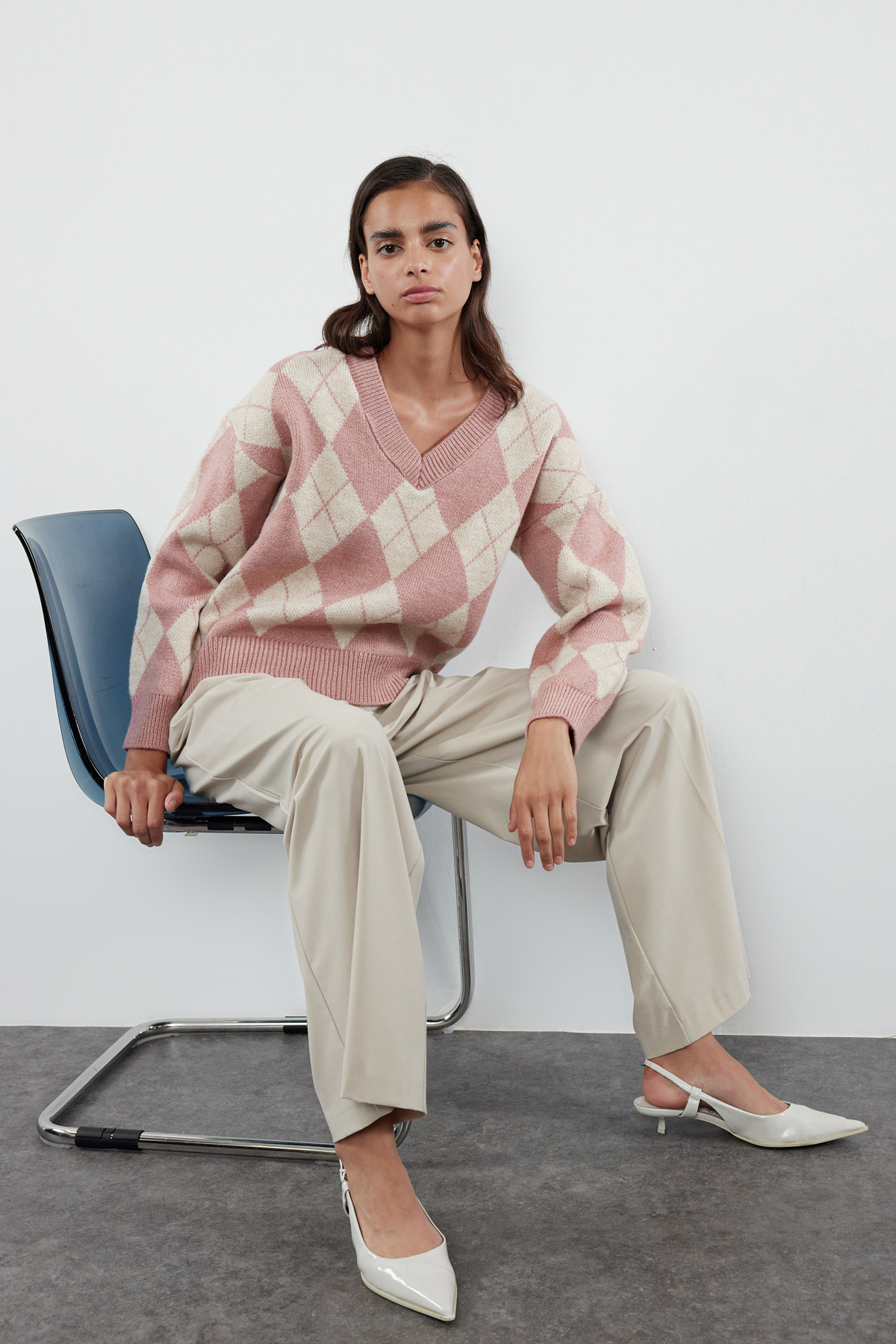 Trendyol Collection Sweter z dzianiny Baklava Dusty Rose Soft Texture TWOAW25...