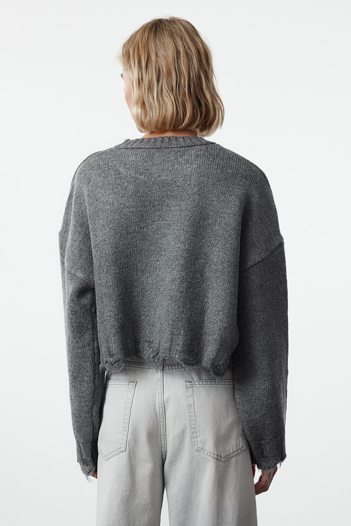 Kolekcia Trendyol-Sveter z jemného antracitového úpletu - Super Wide Fit, Crop Cut TWOAW24KZ00319 10