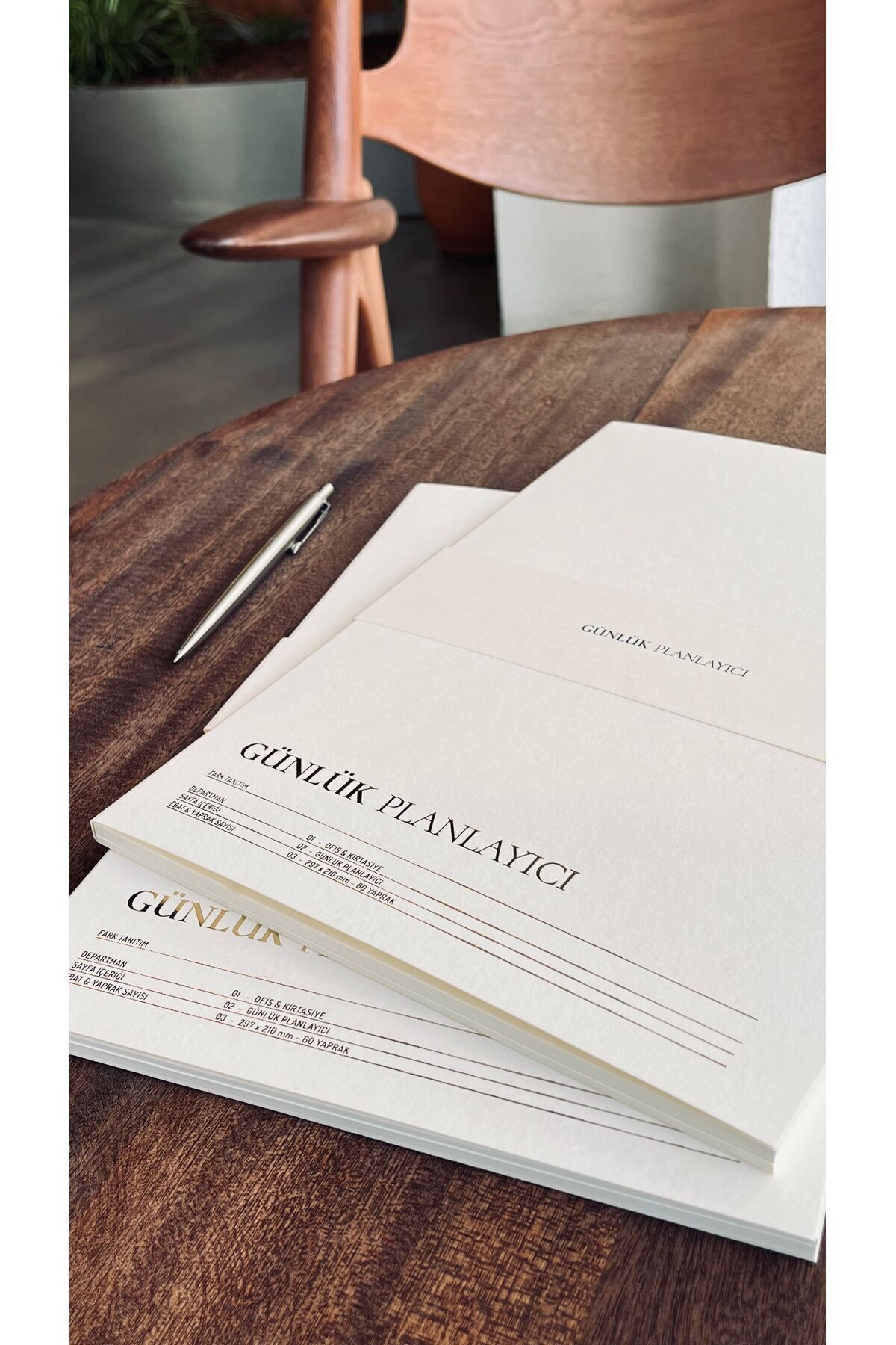 Fark Tanıtım-A4 Undated Daily Planner - 60 Sheets with cover 3