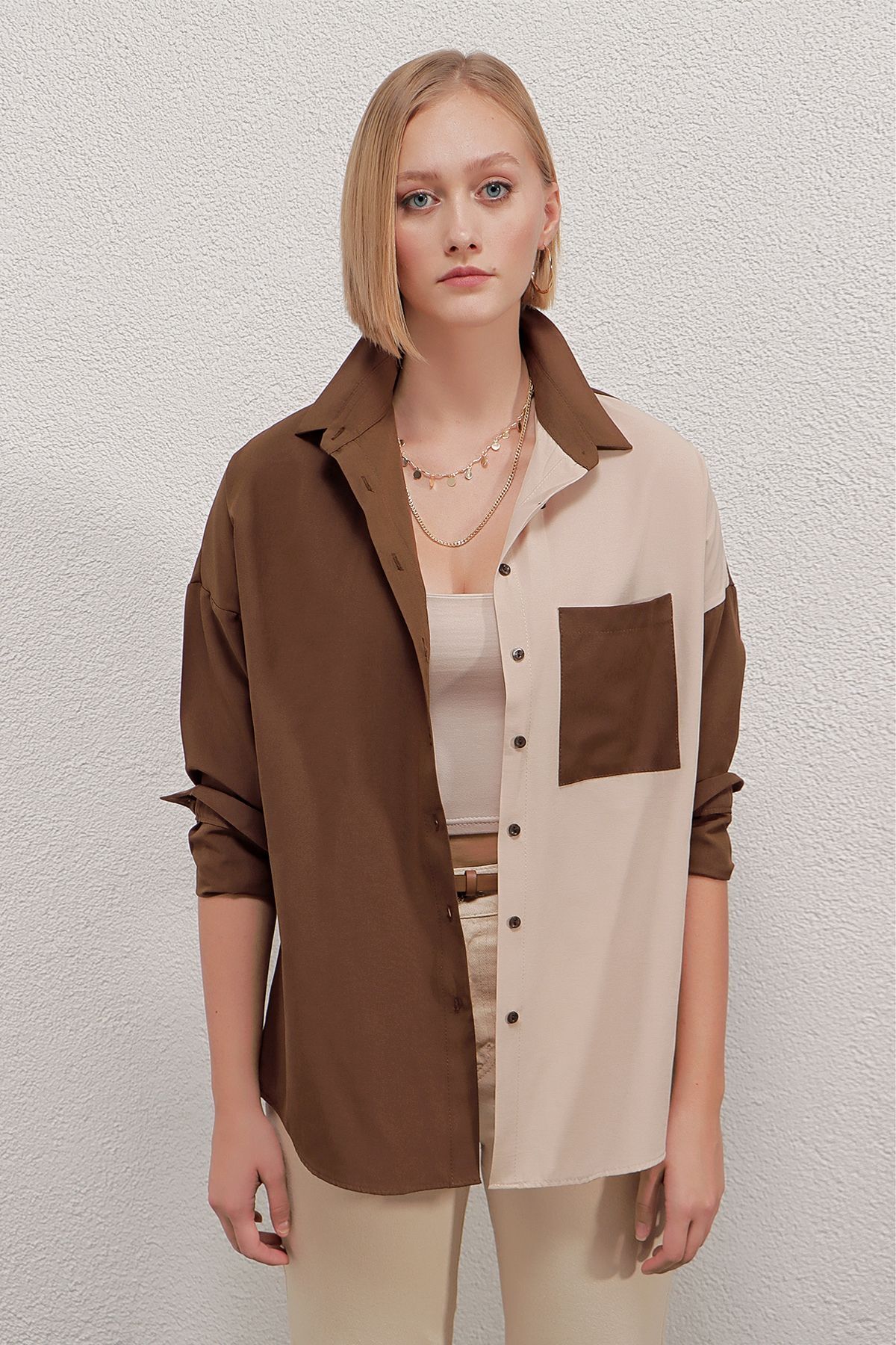https://cdn.dsmcdn.com/ty1479/product/media/images/prod/QC/20240813/22/a40a5ba2-9fc9-3131-ae11-53f998cb7f40/1_org_zoom.jpg