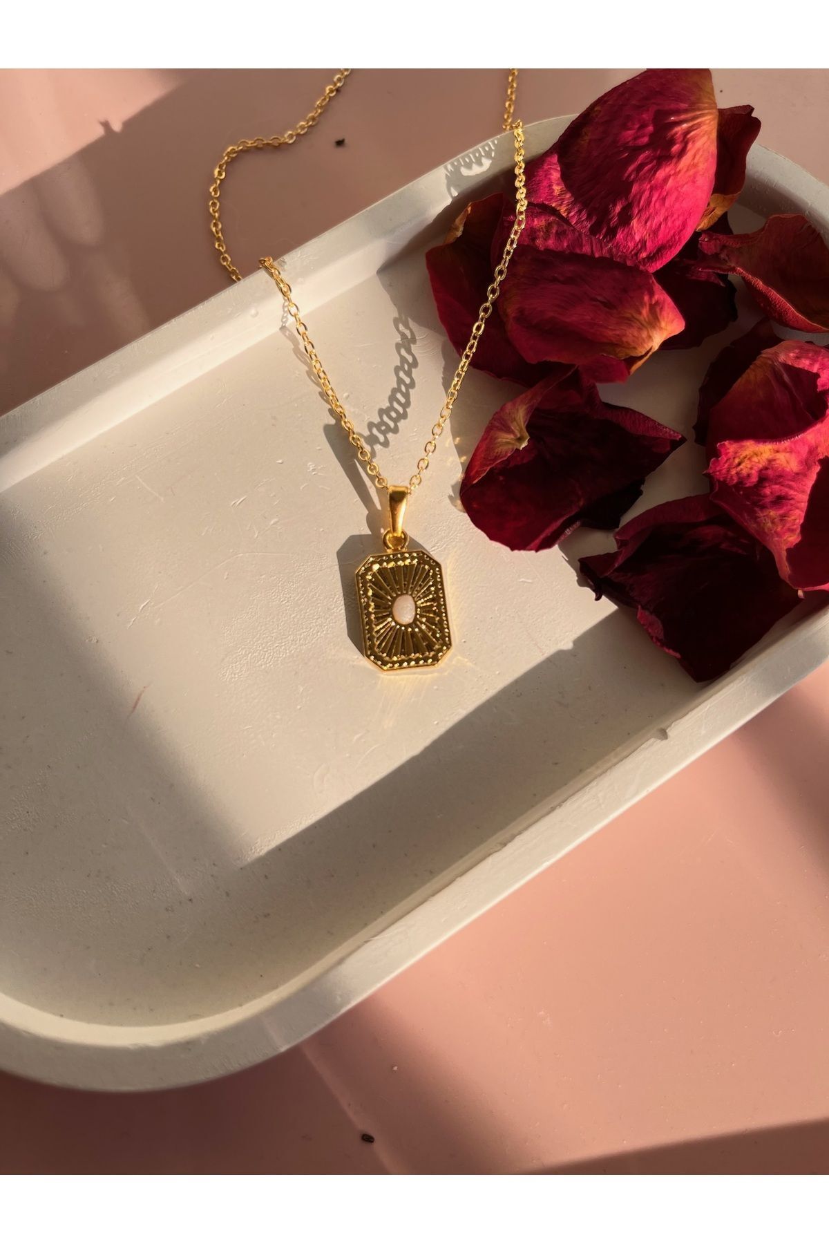 Claritas Takı-Women's Gold Plated Enamel Rectangle Embroidered Necklace 2