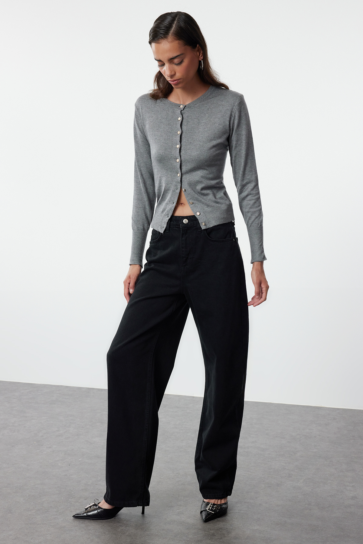 Trendyol Collection Czarne jeansy z wysokim stanem i luźnymi nogawkami, 100% ...