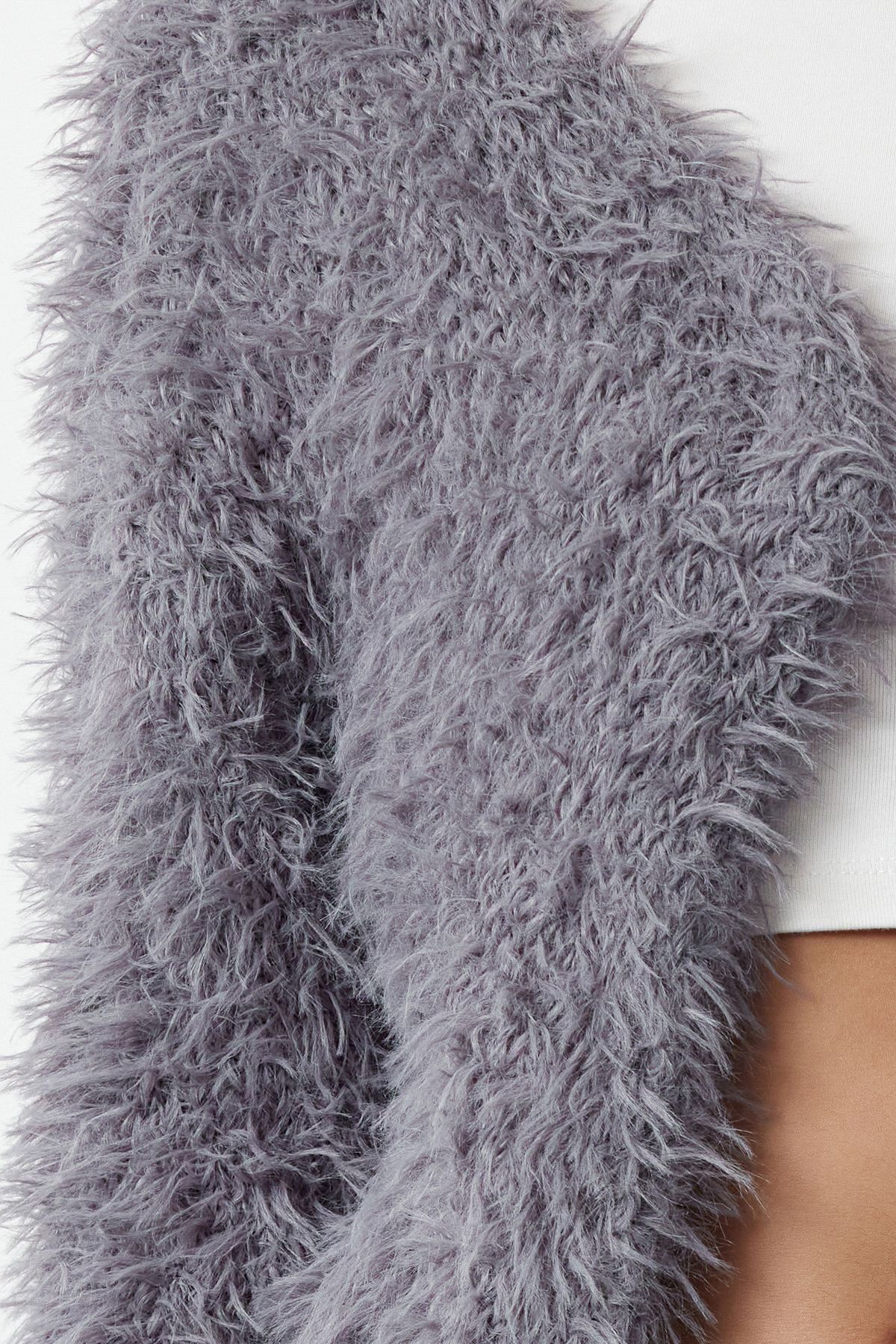 Trendyol Collection-Soft Textured Anthracite Knitwear Cardigan - Furry Coat Look Twoaw25Hi00326 3