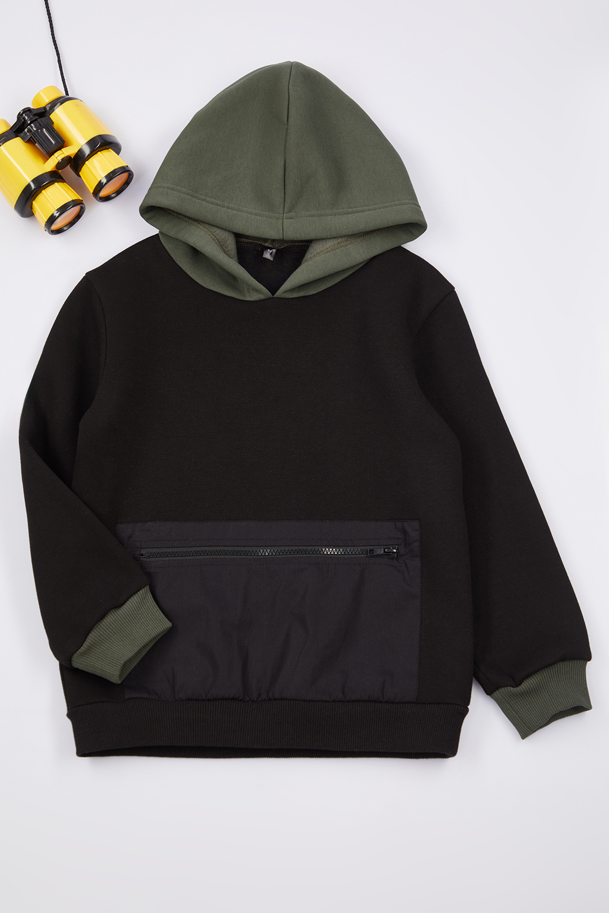 TRENDYOLKIDS Black Color Block Knitted Sweatshirt Tkdaw25Sw00035