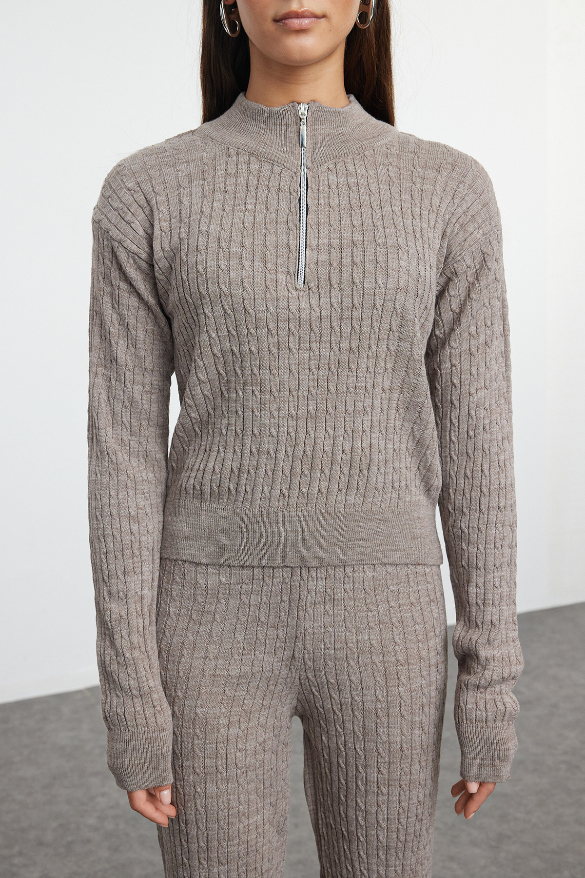Trendyol Collection-Strick-Unterteil-Oberteil-Set Nerz mit Reißverschluss – TWOAW25AU00059 3