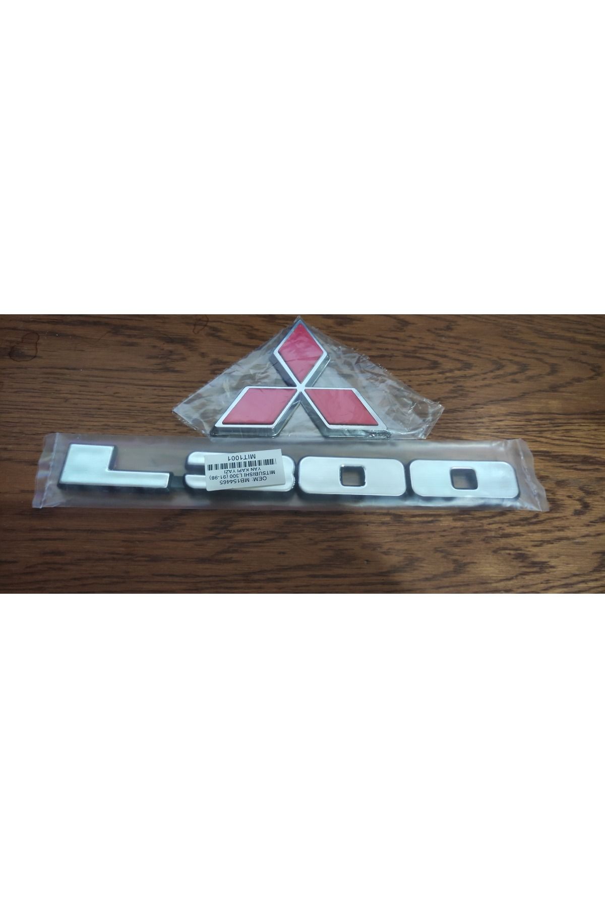 OEM-Mitsubishi L300 - Front Rigging And Shutter DetAil (1 Piece) OEM A QuAlity with Malume TApe 1