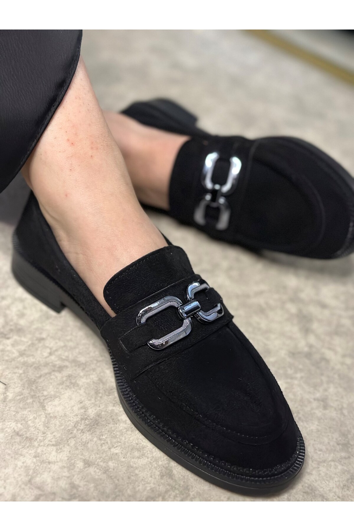 Casual Women's Black Suede Loafer Classic Pattern Sole Buckle Oval Toe Loafers 120