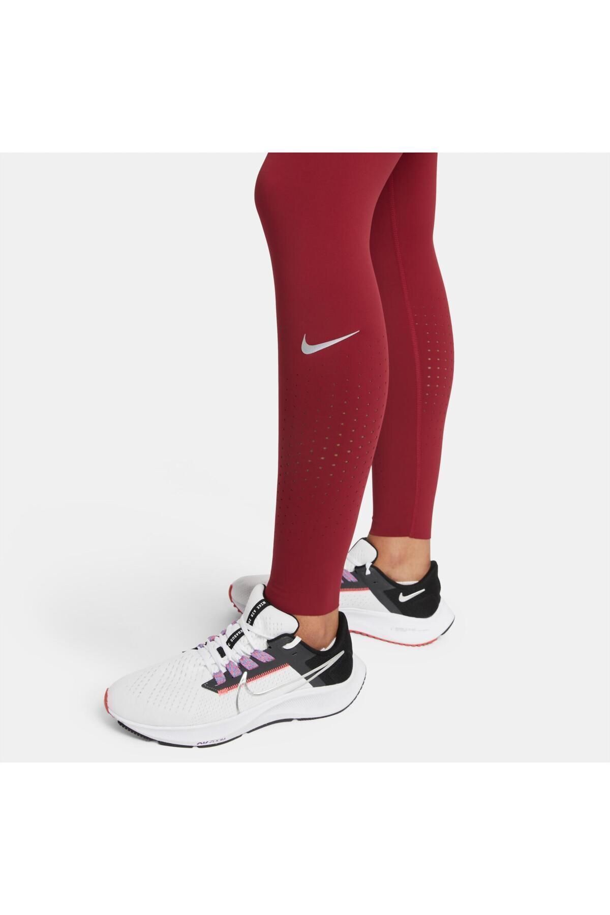 Nike epic red shop