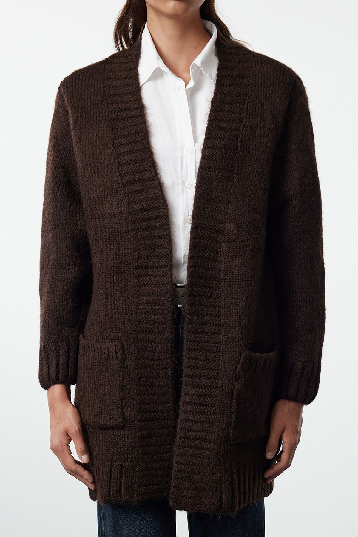 Trendyol Collection-Wide Fit Brown Knitwear Cardigan - Soft Texture Twoaw25Hi00275 4