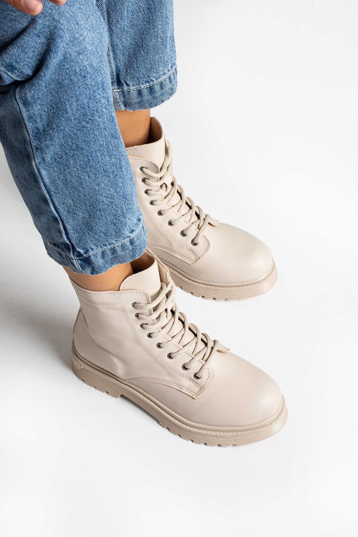 https://cdn.dsmcdn.com/ty1481/product/media/images/prod/QC/20240813/16/590a6bad-1218-3c6d-9ddb-ab5964ed7b8d/1_org_zoom.jpg