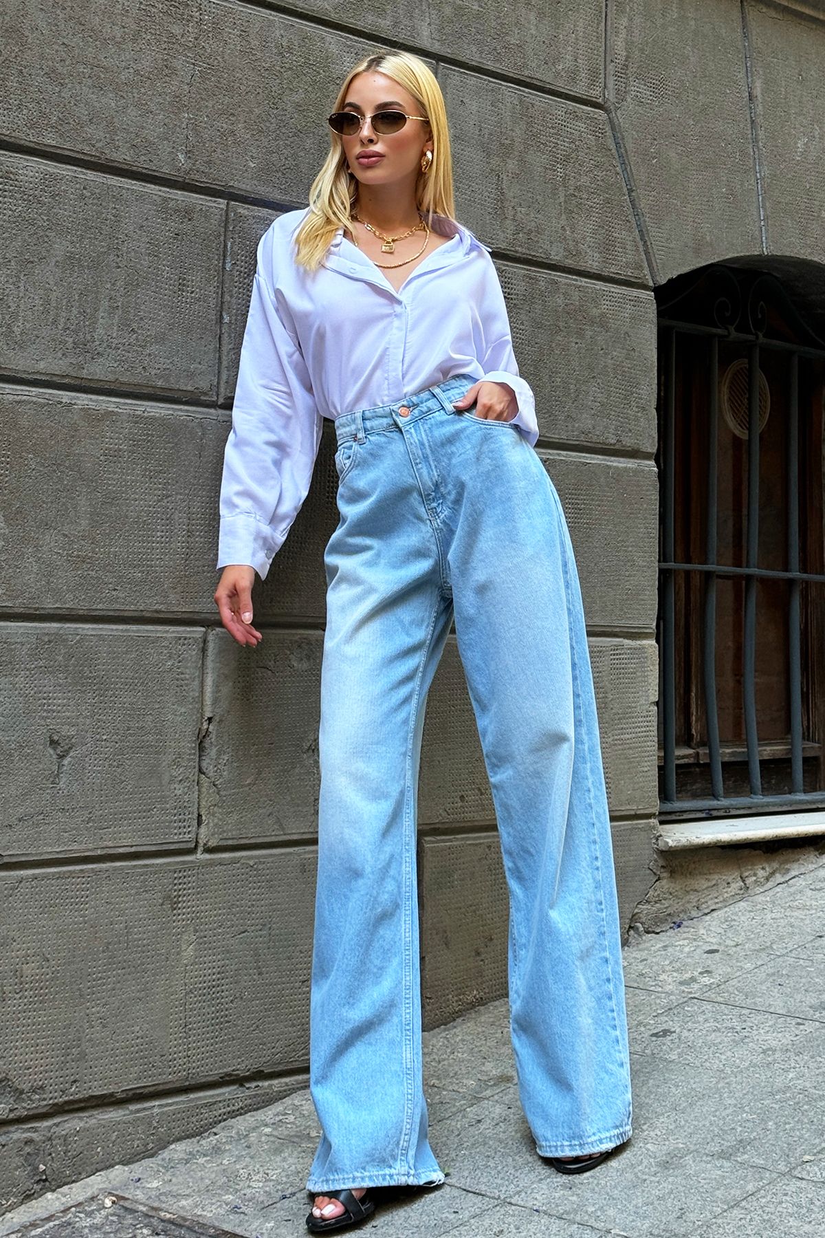 Kadın Mavi Yüksek Bel Soldurma Efektli Wide Leg Dökümlü Jean ALC-X12558