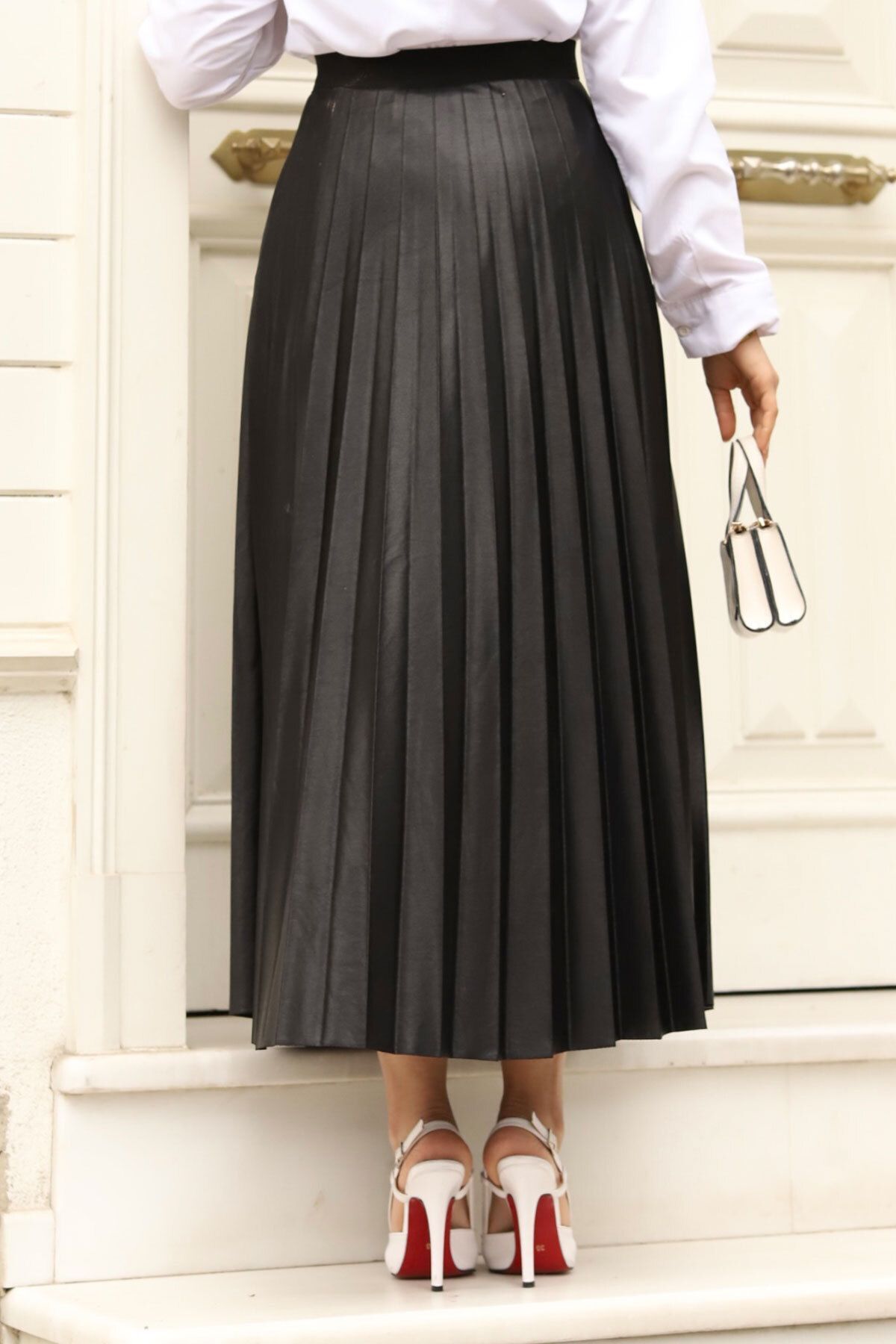 https://cdn.dsmcdn.com/ty1482/product/media/images/prod/QC/20240816/12/b0ecc094-9782-388f-b720-5a2691eb5e61/1_org_zoom.jpg