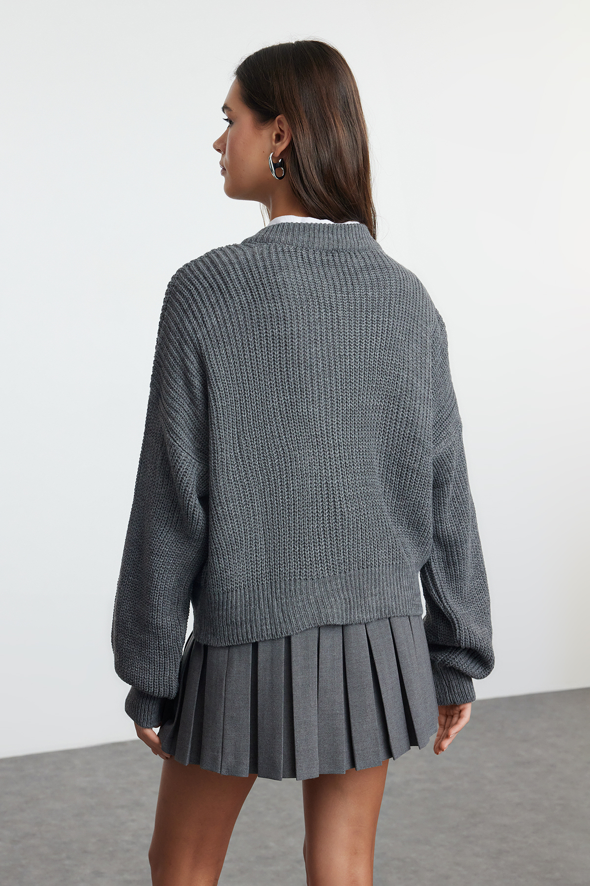 Trendyolmilla  Antrasit Geniş Kalıp Bomber Yaka Fermuarlı Triko Hırka TWOAW24HI00153 - Görsel 6