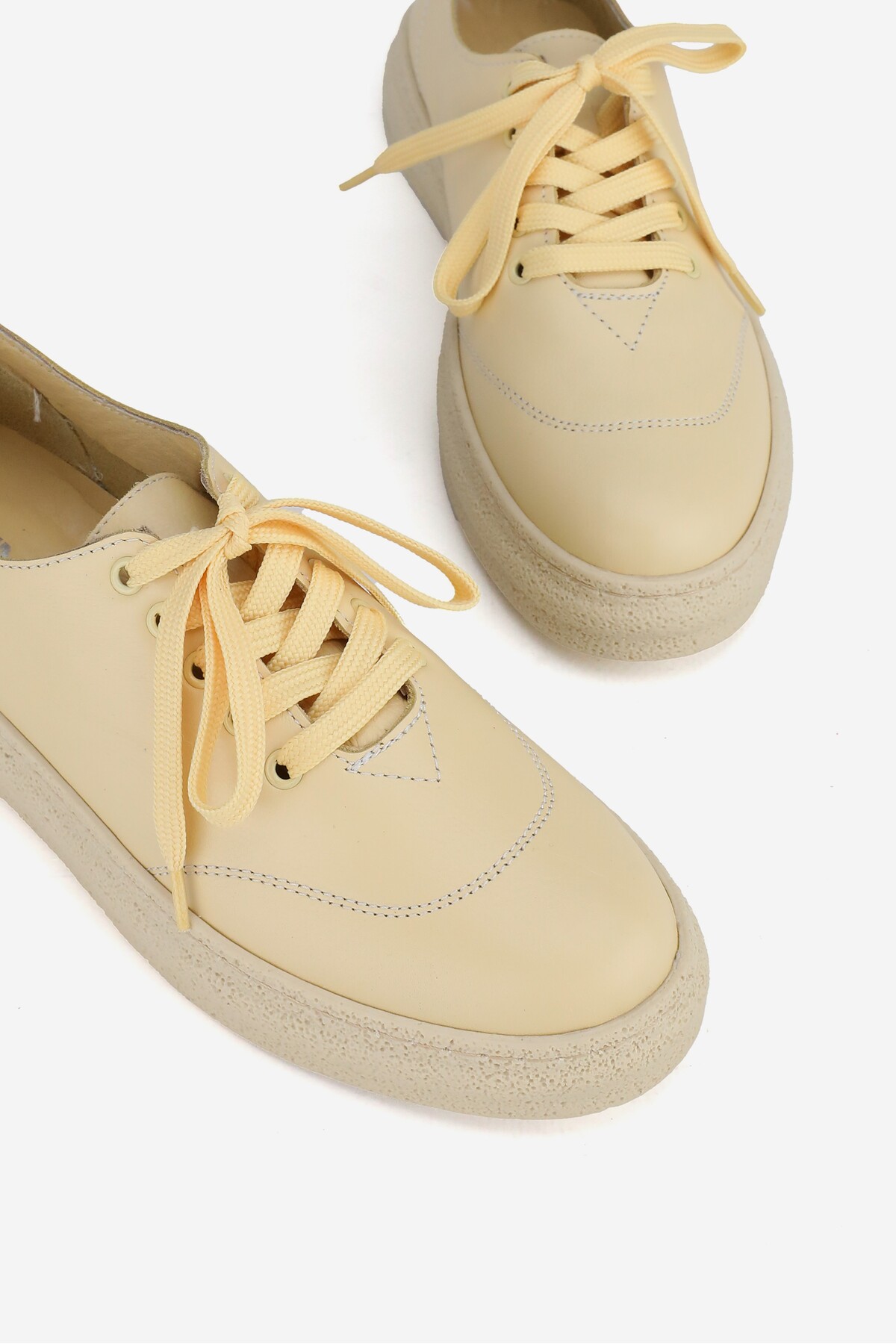 TUNAELLİ KADIN SARI HAKİKİ DERİ 36-41 NUMARA BAĞCIKLI DÜZ TABANLI OXFORD AYAKKABI