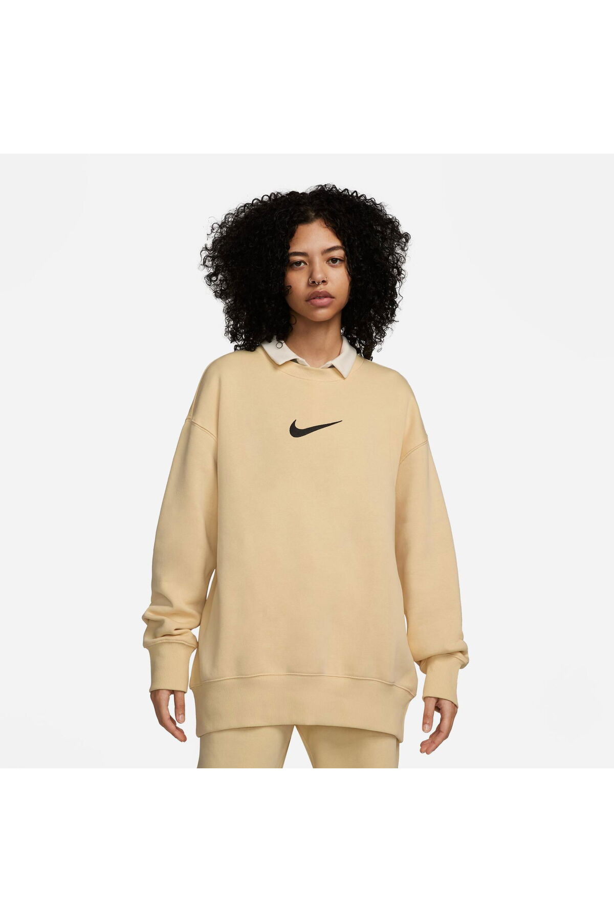 سویشرت نایکی زنانه پنبه ای طلایی اسپرت راسته Regular/رگولار    بیسیک اسپرت | Nike TYC17AB16759764200 TR - تصویر 5