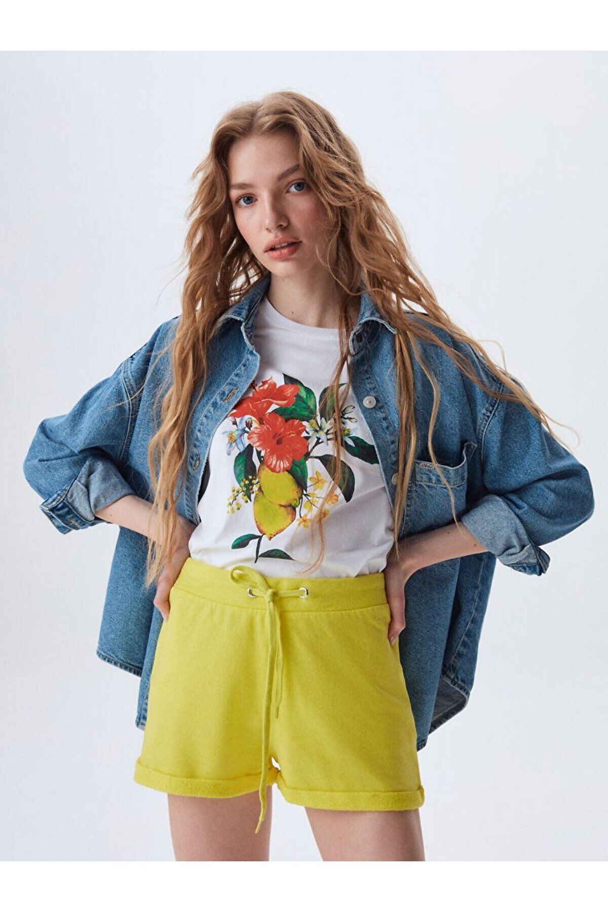 complete the look image