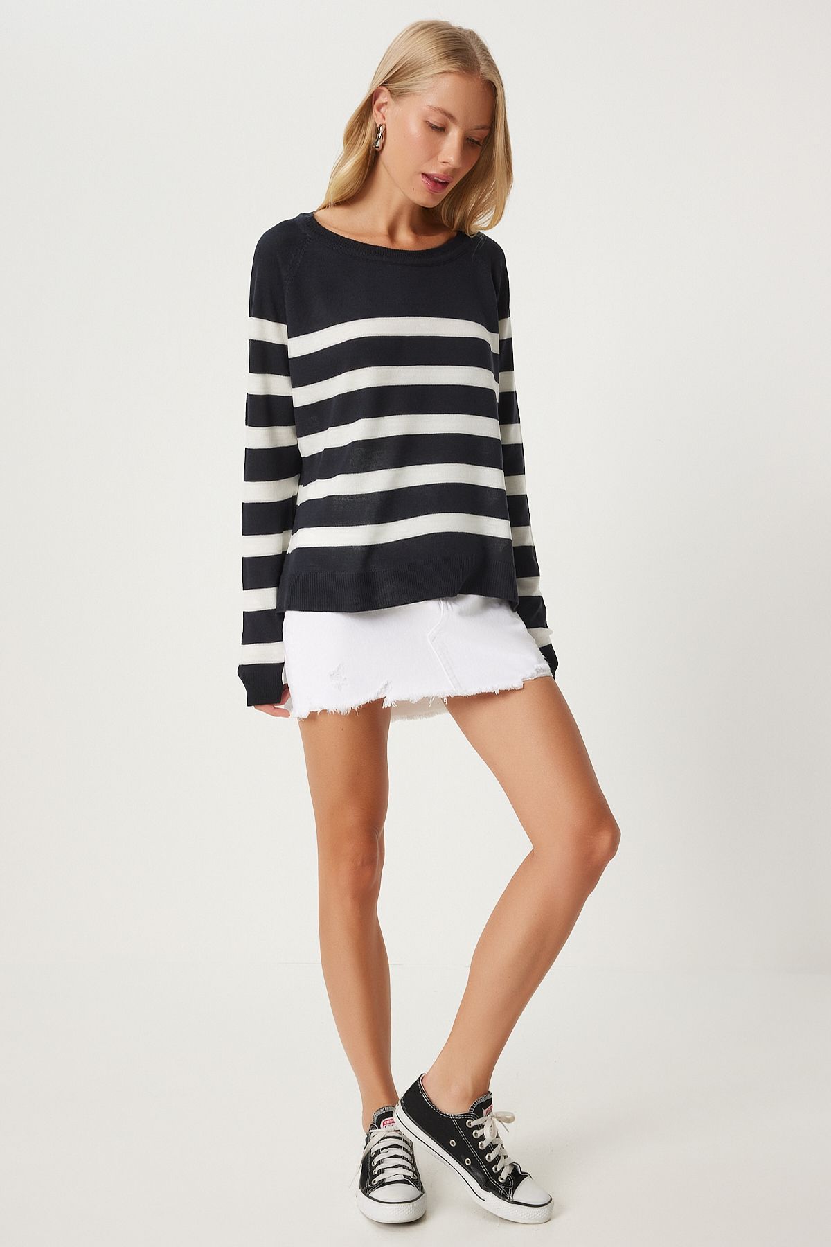 complete the look image