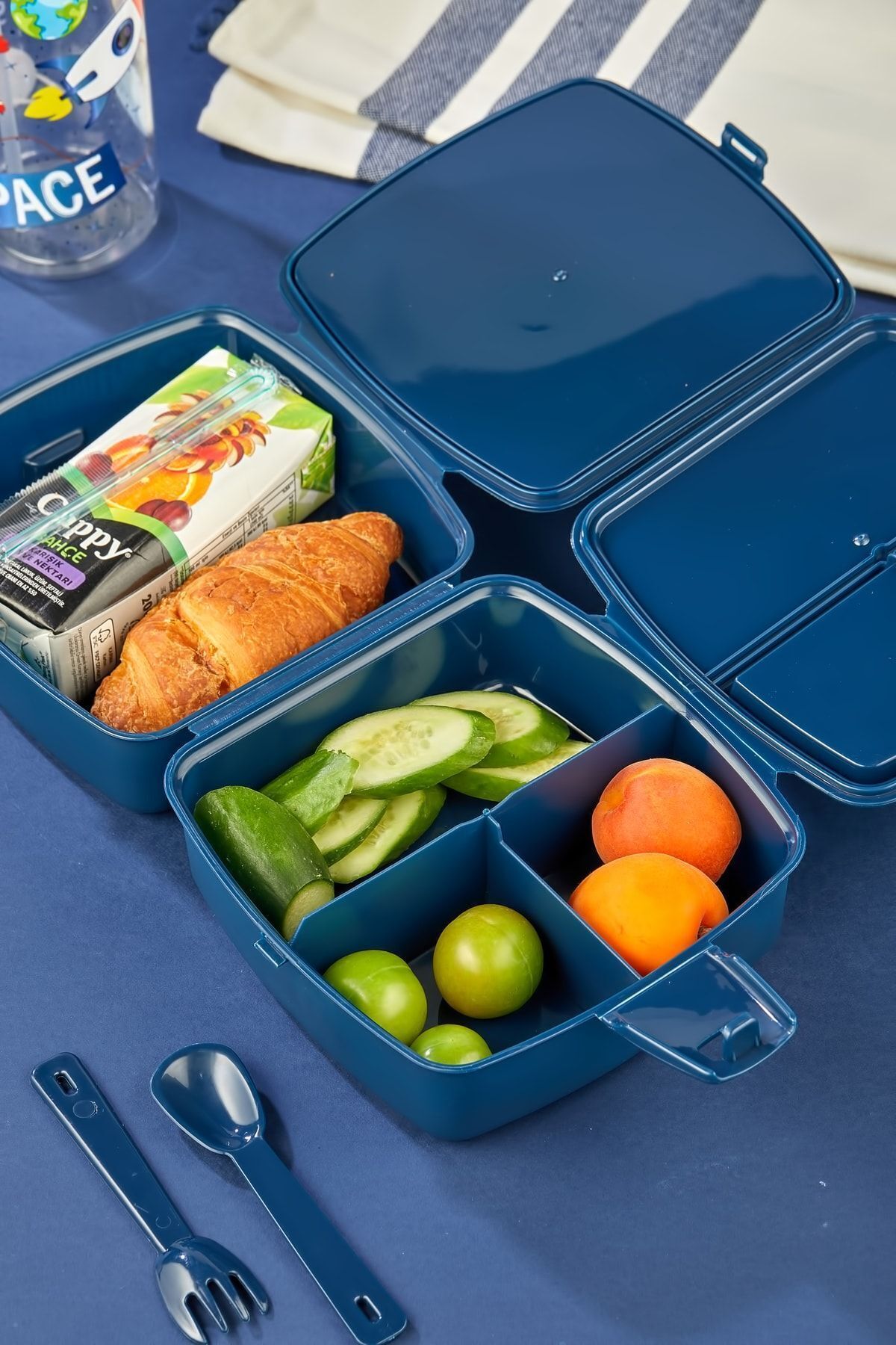 OPTİZON SPACE 2'Lİ SET UZAY KARE BESLENME KUTUSU ve ASTRONOT SULUK, MATARA fotoğrafı 2 (önizleme)